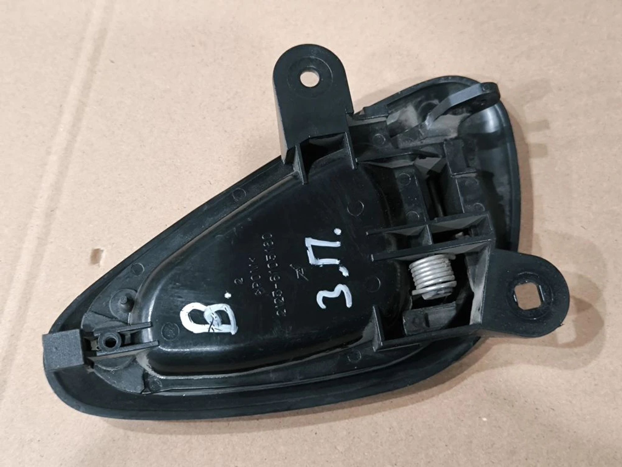 https://ycs.partsauto.market/partsauto-images/thmbs/userImages/d89d66a30f14dbad161fb7a986aa0fe5/part/42218359-e66d-419b-b11d-768a395babe2_1776406582996.jpg