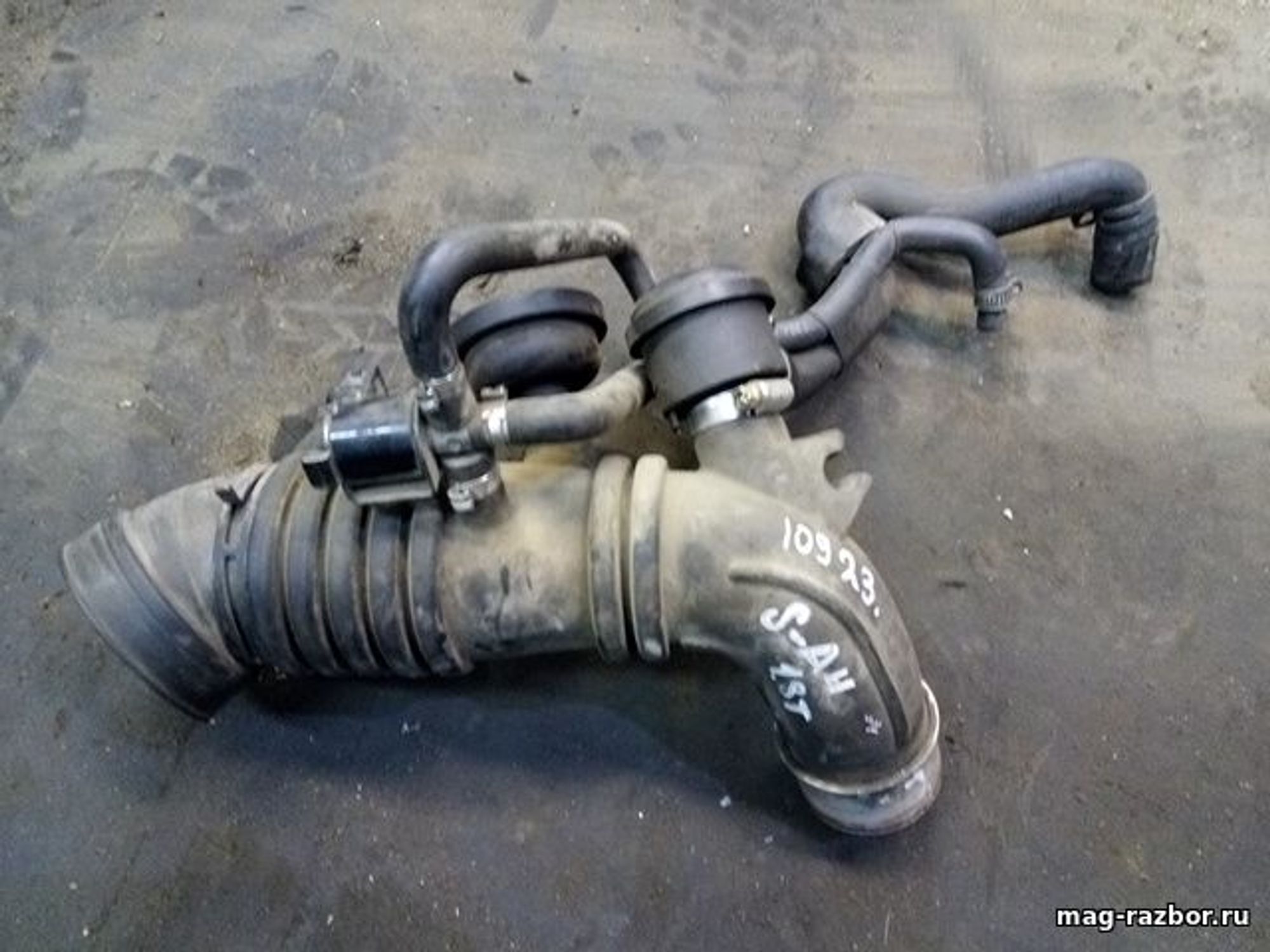 https://ycs.partsauto.market/partsauto-images/thmbs/userImages/d89d66a30f14dbad161fb7a986aa0fe5/part/431d9a3b-143a-42f2-87e4-51d7464763f7_1721052176361.jpg