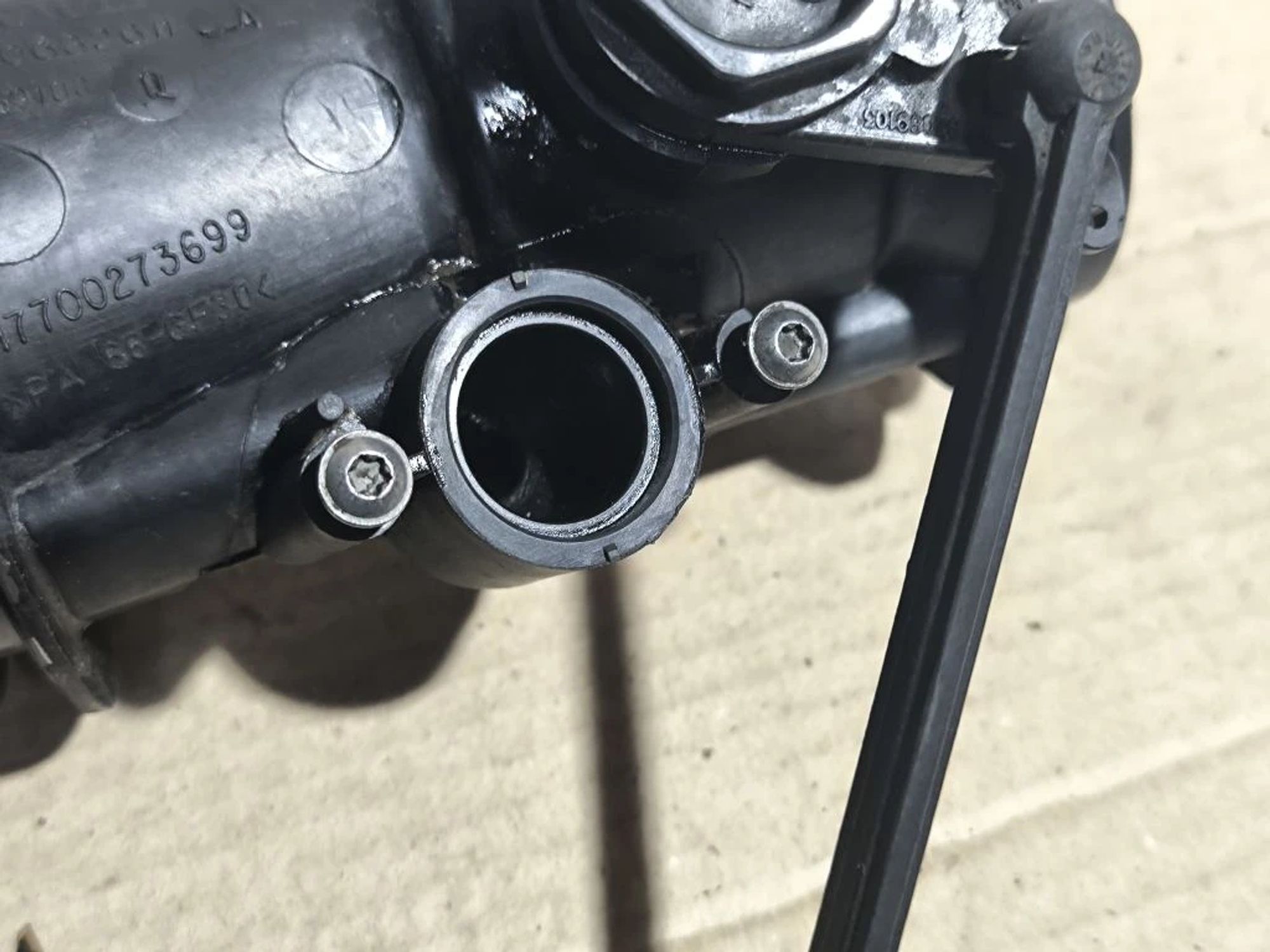 https://ycs.partsauto.market/partsauto-images/thmbs/userImages/d89d66a30f14dbad161fb7a986aa0fe5/part/432da012-ea7d-42f8-926c-448393bfdeb5_1781073466732.jpg