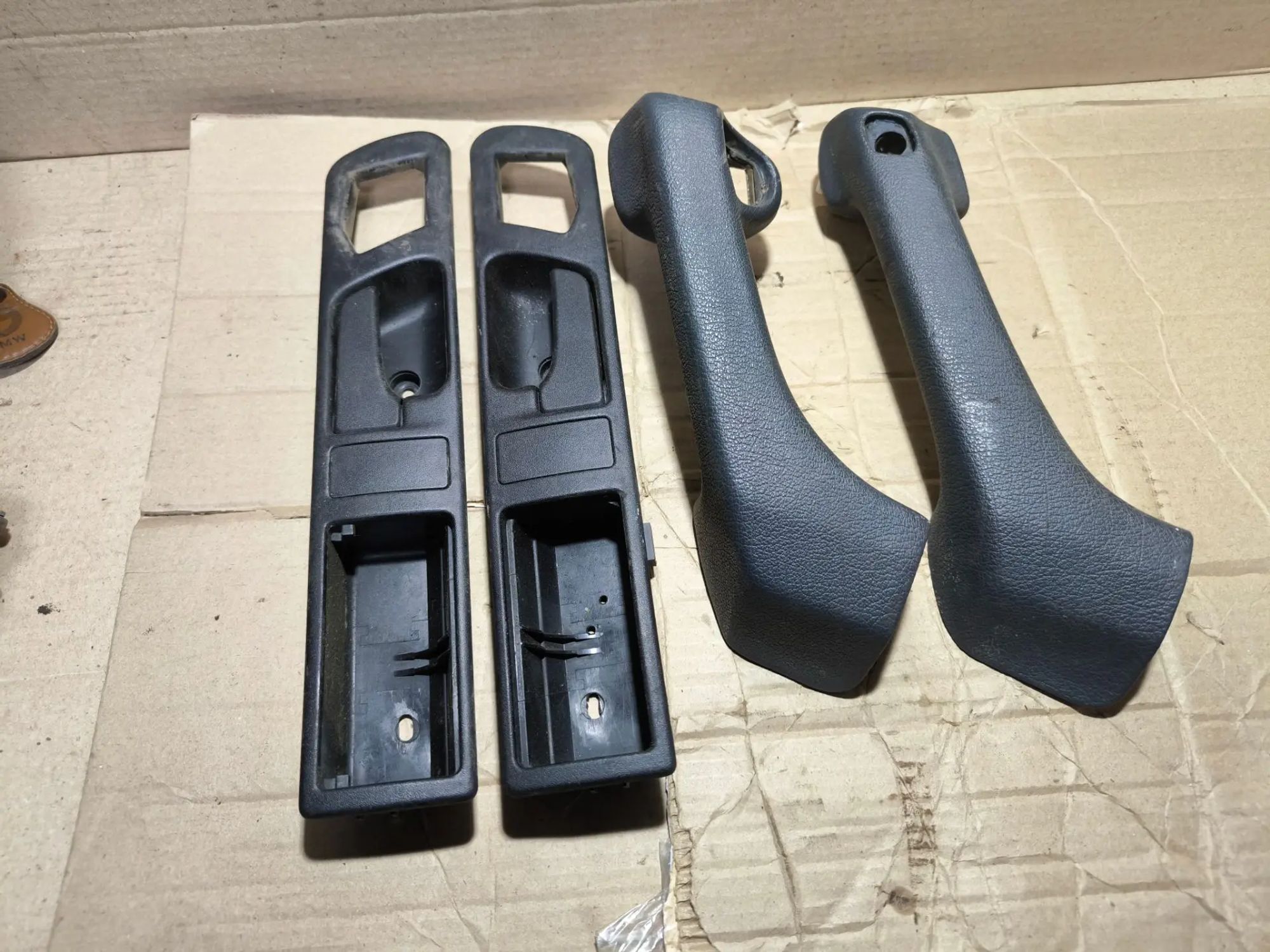 https://ycs.partsauto.market/partsauto-images/thmbs/userImages/d89d66a30f14dbad161fb7a986aa0fe5/part/433f637c-d6b1-423d-9910-3ef9457c872a_1782880843672.jpg