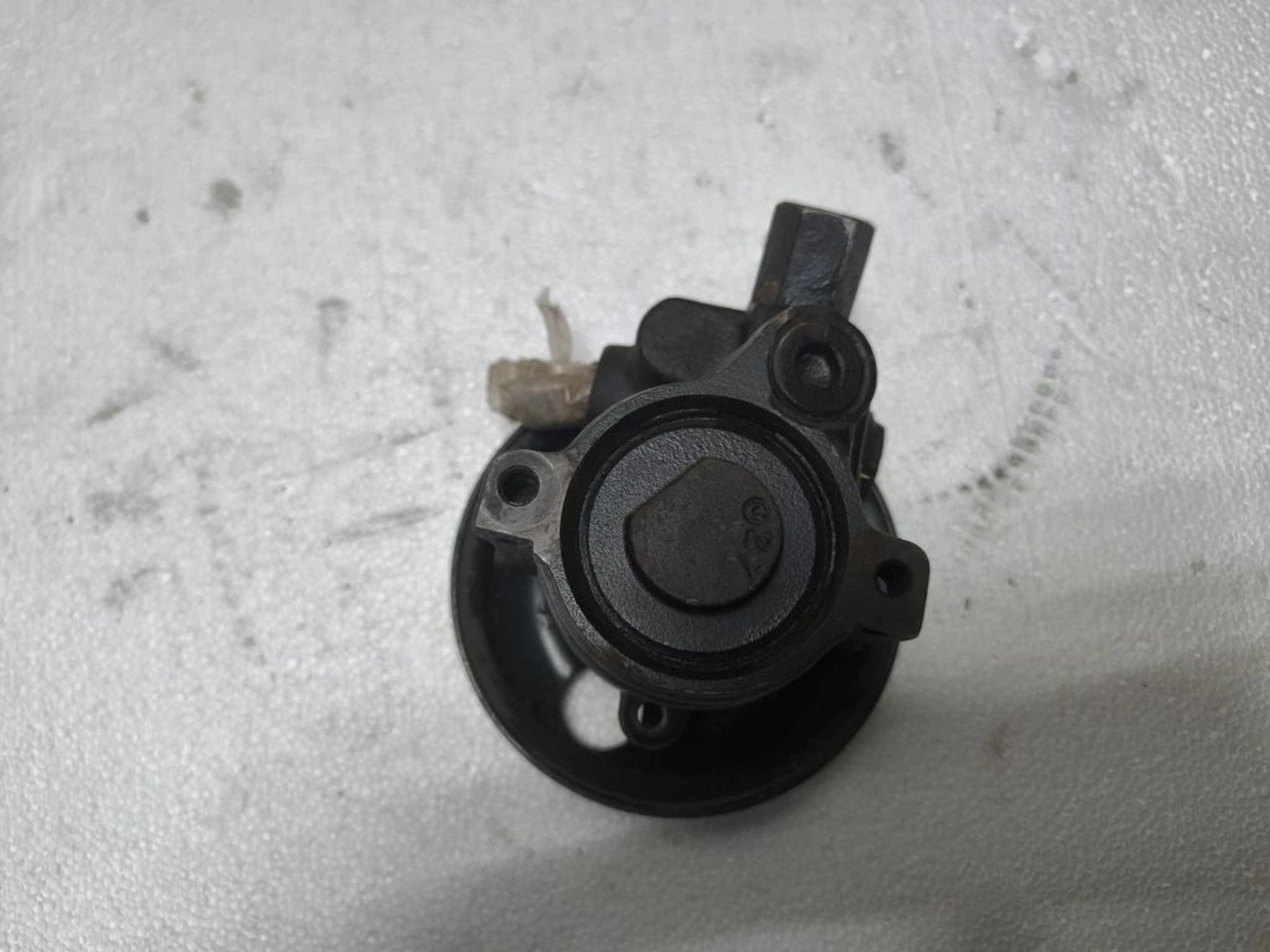 https://ycs.partsauto.market/partsauto-images/thmbs/userImages/d89d66a30f14dbad161fb7a986aa0fe5/part/43550c72-0c06-47b4-a159-66ba5c02ec3a_1776675546008.jpg
