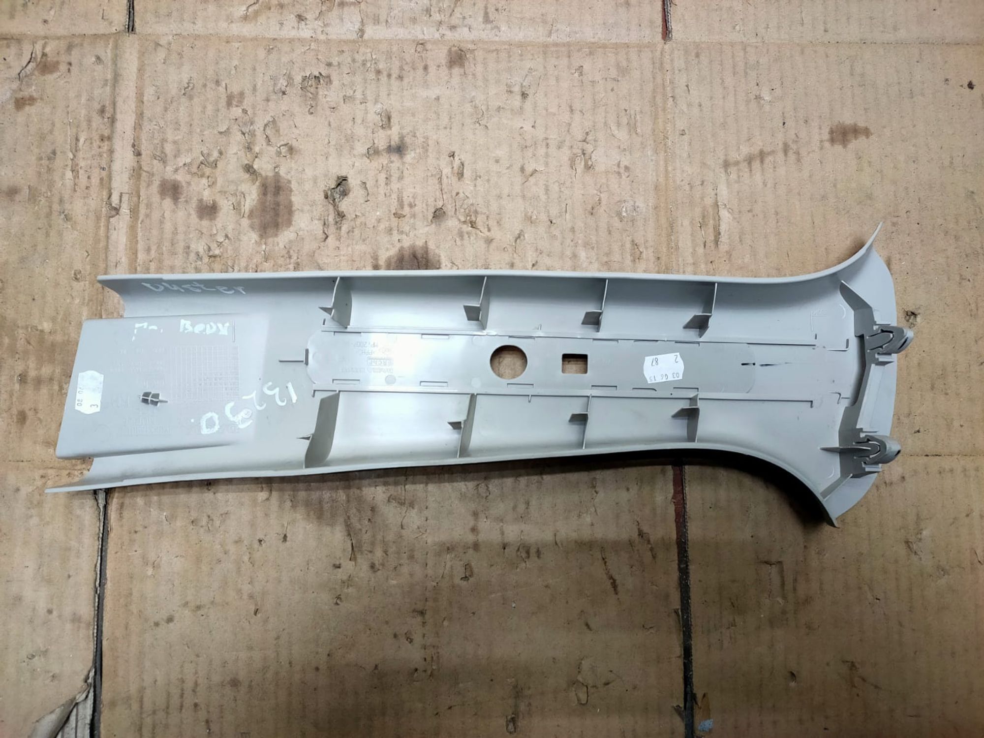 https://ycs.partsauto.market/partsauto-images/thmbs/userImages/d89d66a30f14dbad161fb7a986aa0fe5/part/4408fadd-1b97-4e99-b9e3-032c3e492e1d_1736143061460.jpg