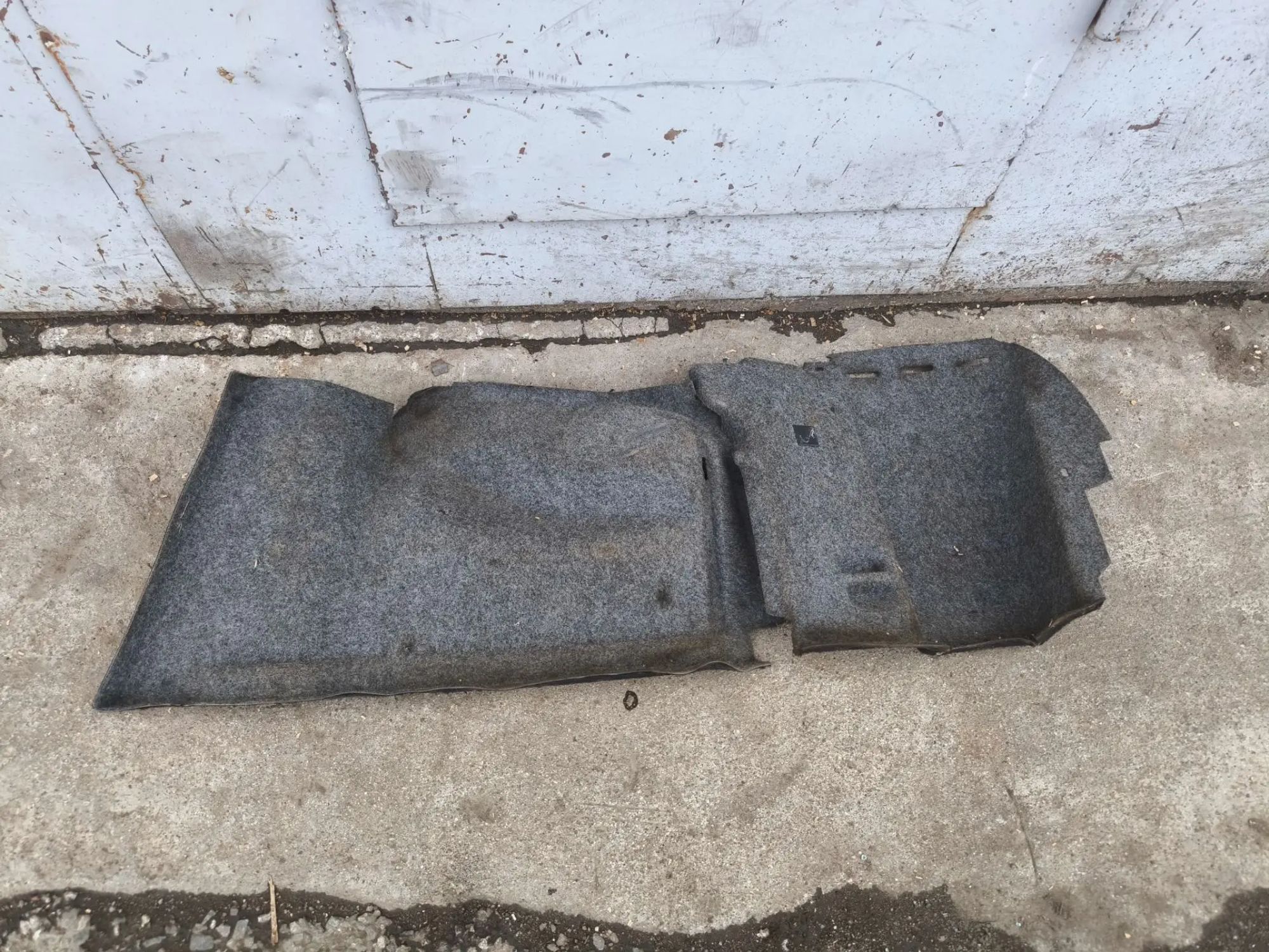 https://ycs.partsauto.market/partsauto-images/thmbs/userImages/d89d66a30f14dbad161fb7a986aa0fe5/part/441e178f-c181-4e31-950b-7aac8fbcd297_1781803625255.jpg