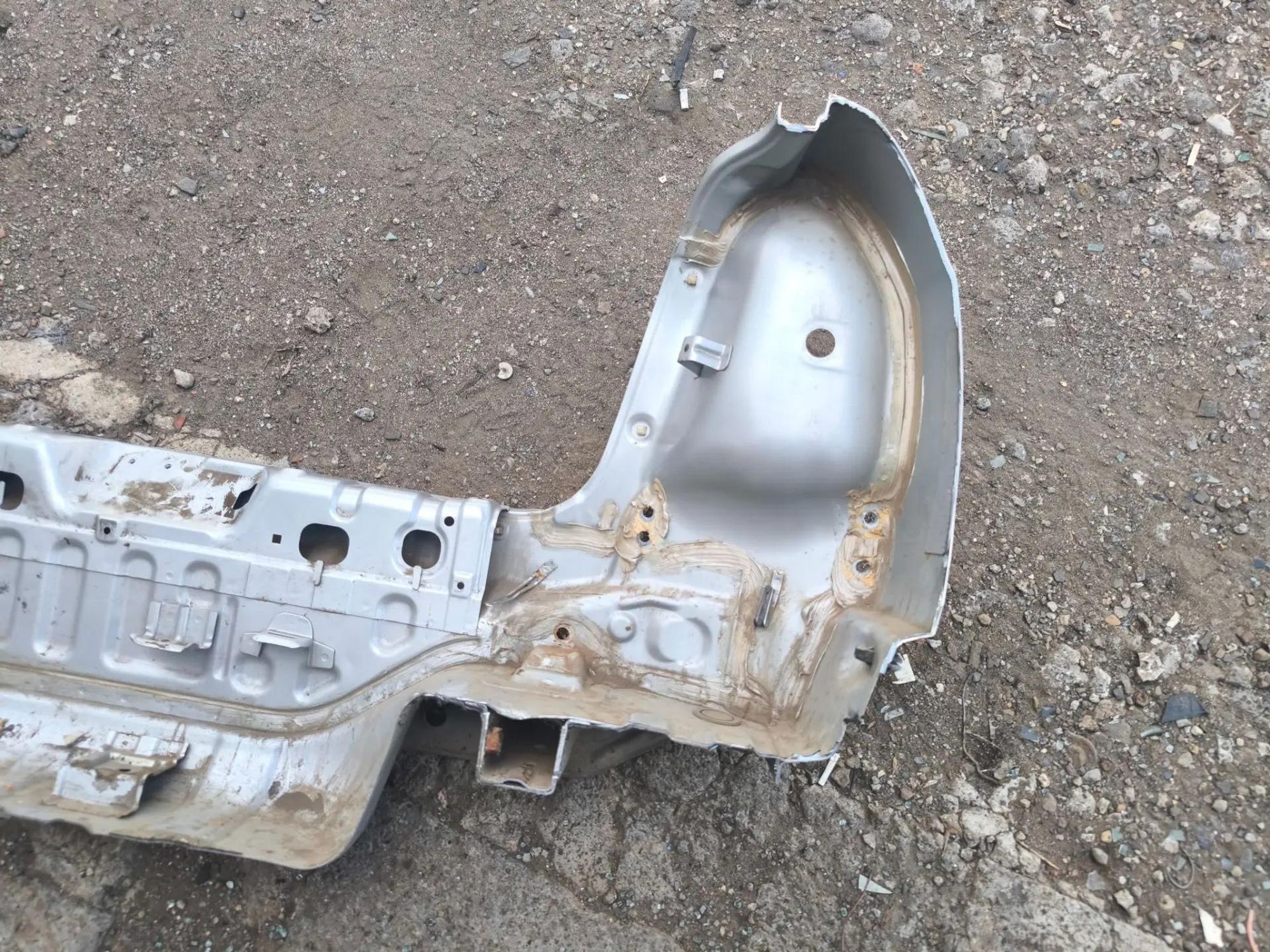 https://ycs.partsauto.market/partsauto-images/thmbs/userImages/d89d66a30f14dbad161fb7a986aa0fe5/part/4420771c-657c-47fd-a0b7-e2d5f25d5333_1786286167993.jpg