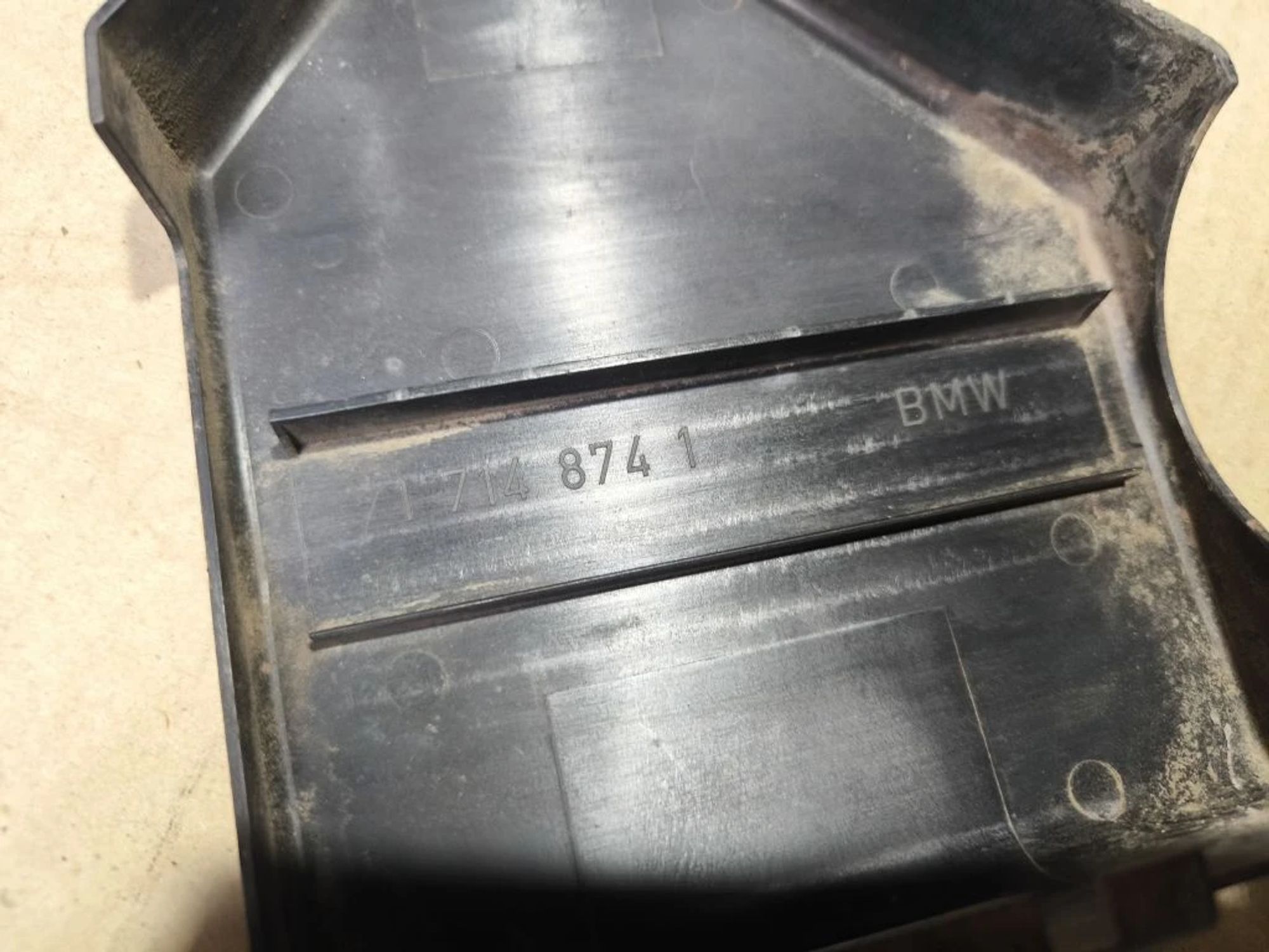 https://ycs.partsauto.market/partsauto-images/thmbs/userImages/d89d66a30f14dbad161fb7a986aa0fe5/part/44332fe8-5bef-4026-8485-13597c490f0b_1780574494195.jpg