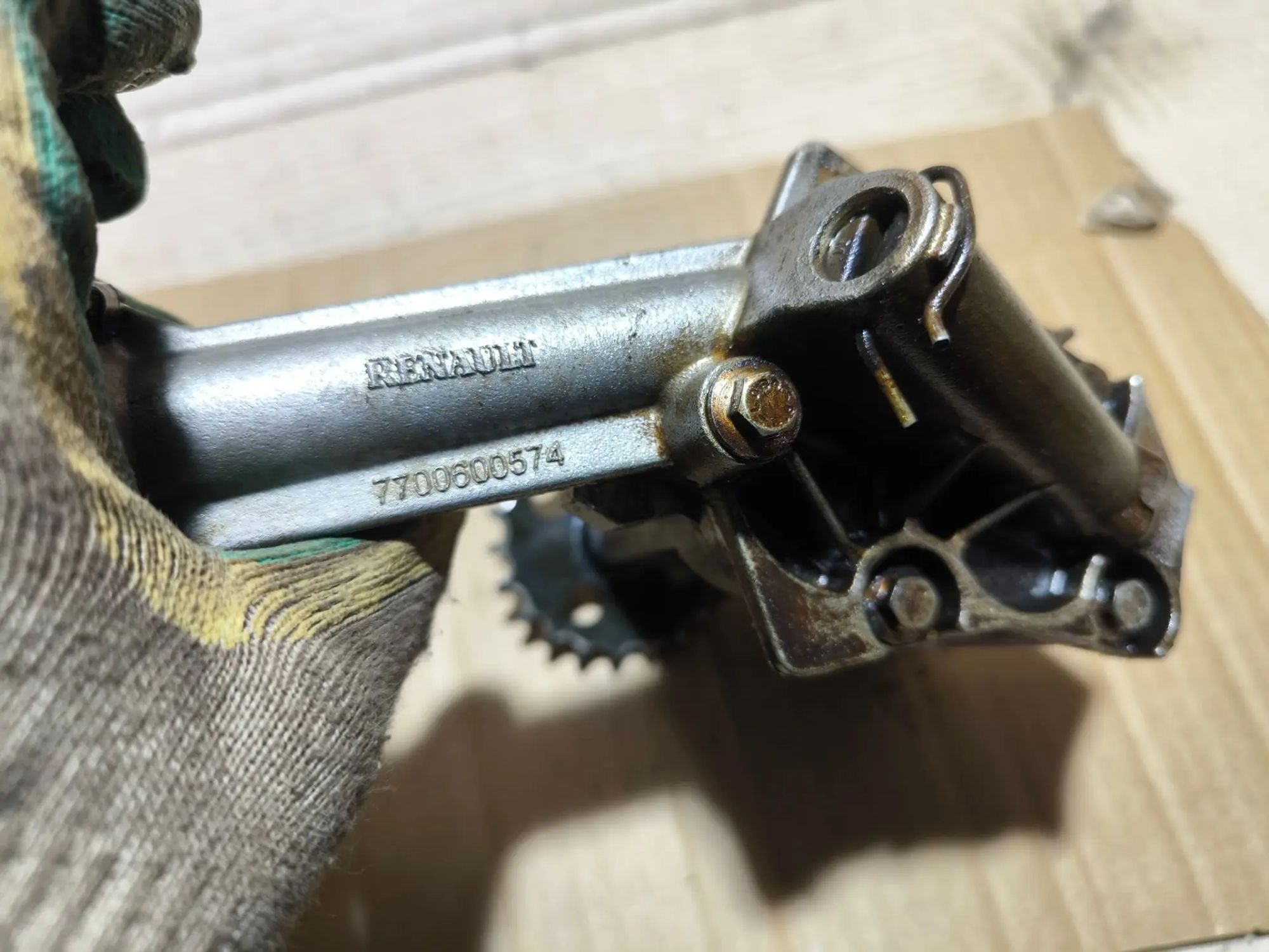 https://ycs.partsauto.market/partsauto-images/thmbs/userImages/d89d66a30f14dbad161fb7a986aa0fe5/part/44f15efe-af01-4097-9456-bfec85881047_1782055348996.jpg