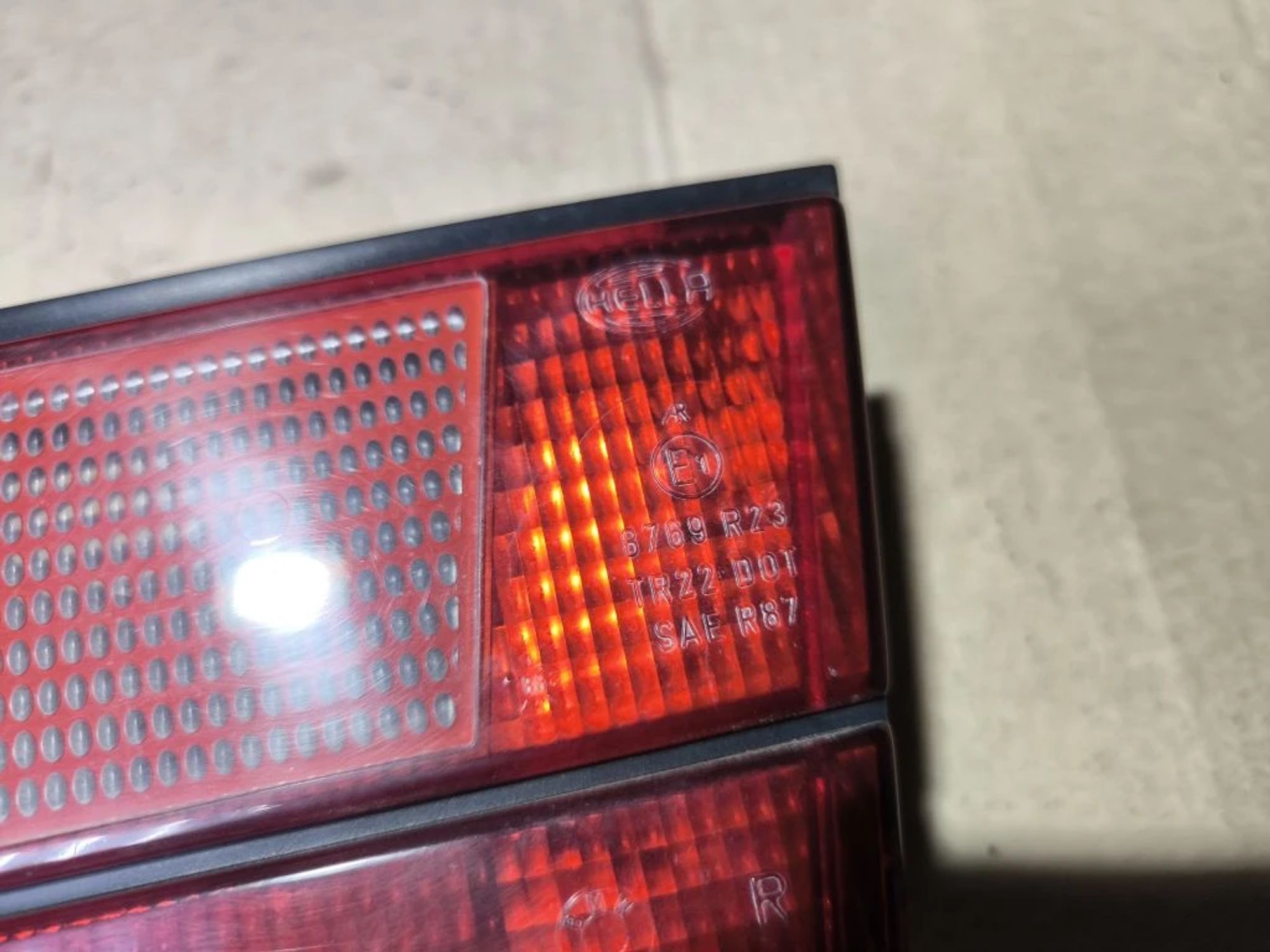 https://ycs.partsauto.market/partsauto-images/thmbs/userImages/d89d66a30f14dbad161fb7a986aa0fe5/part/460f6466-656d-423f-a6ca-90df4cd1a50b_1780571966132.jpg