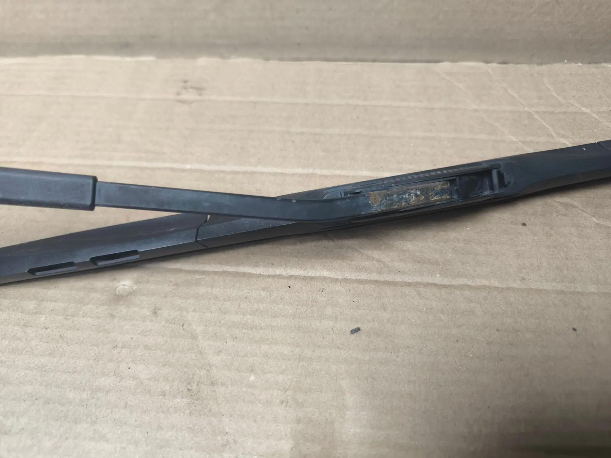 https://ycs.partsauto.market/partsauto-images/thmbs/userImages/d89d66a30f14dbad161fb7a986aa0fe5/part/463bb4ee-36f1-4a78-8da0-c7d71bc53032_1786262481768.jpg