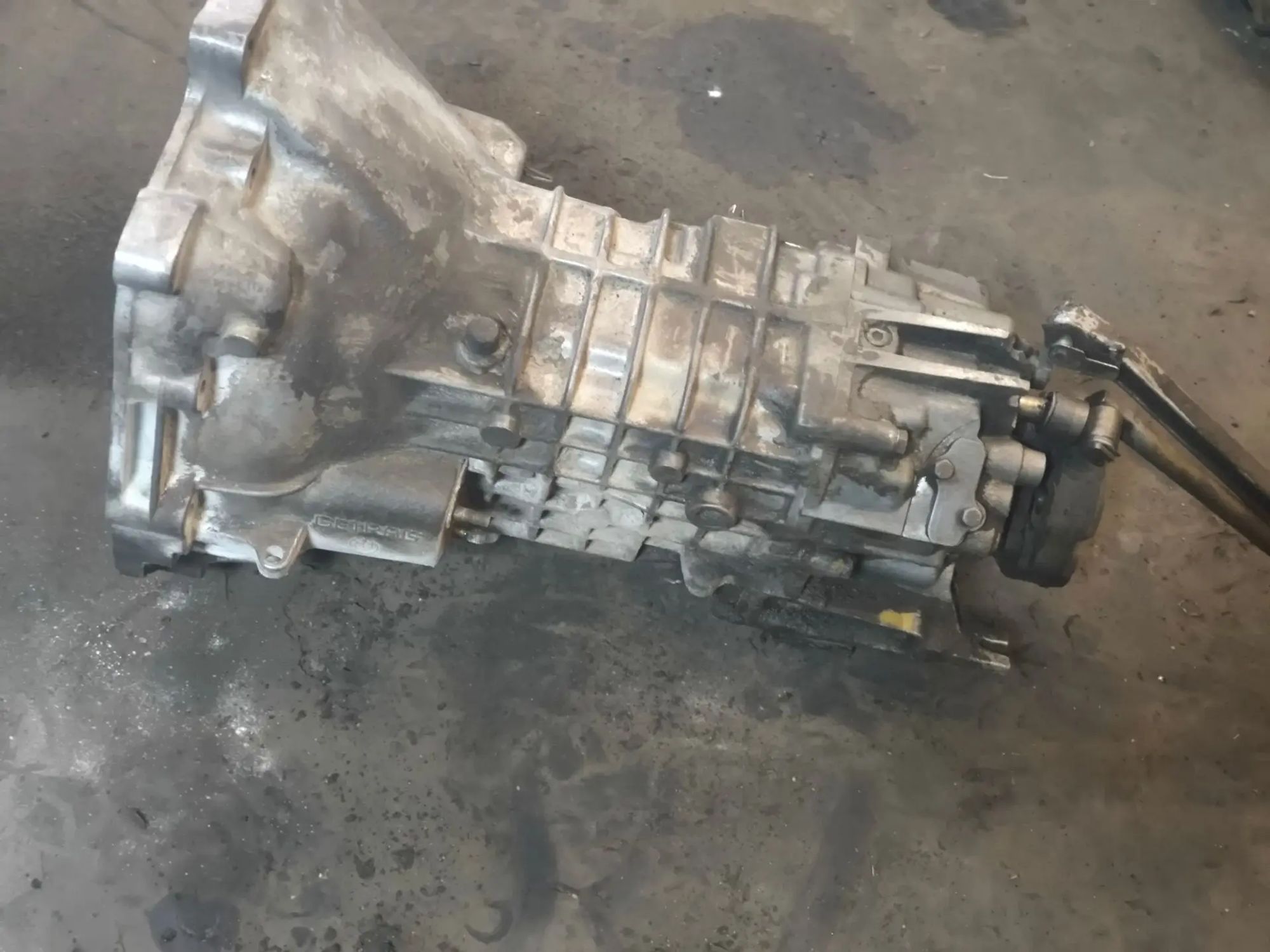 https://ycs.partsauto.market/partsauto-images/thmbs/userImages/d89d66a30f14dbad161fb7a986aa0fe5/part/465e6e64-2d46-4b9b-ac11-010524165d2b_1782403626449.jpg