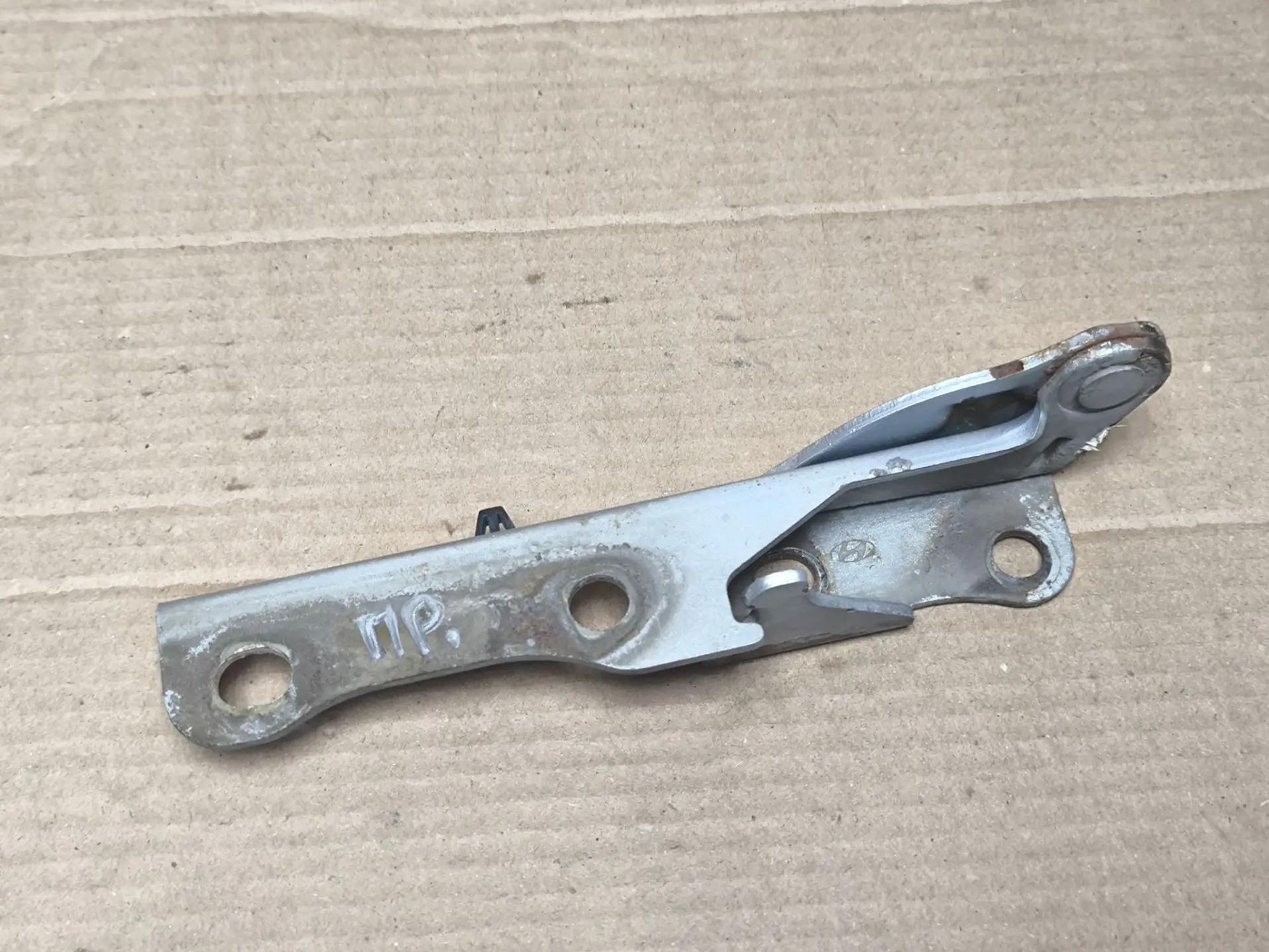 https://ycs.partsauto.market/partsauto-images/thmbs/userImages/d89d66a30f14dbad161fb7a986aa0fe5/part/468d2e6b-7d7e-467d-97b1-e93655f42e18_1785565328034.jpg