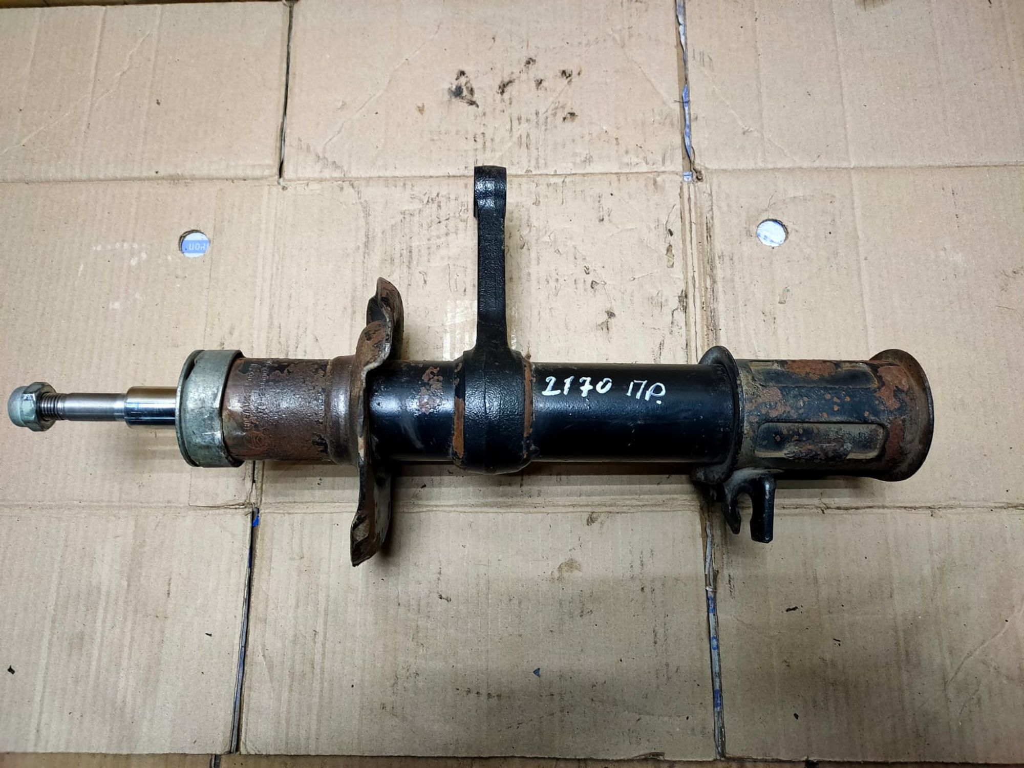 https://ycs.partsauto.market/partsauto-images/thmbs/userImages/d89d66a30f14dbad161fb7a986aa0fe5/part/496ae846-fa9a-4fd0-952e-7a42c8219e63_1742886414605.jpg