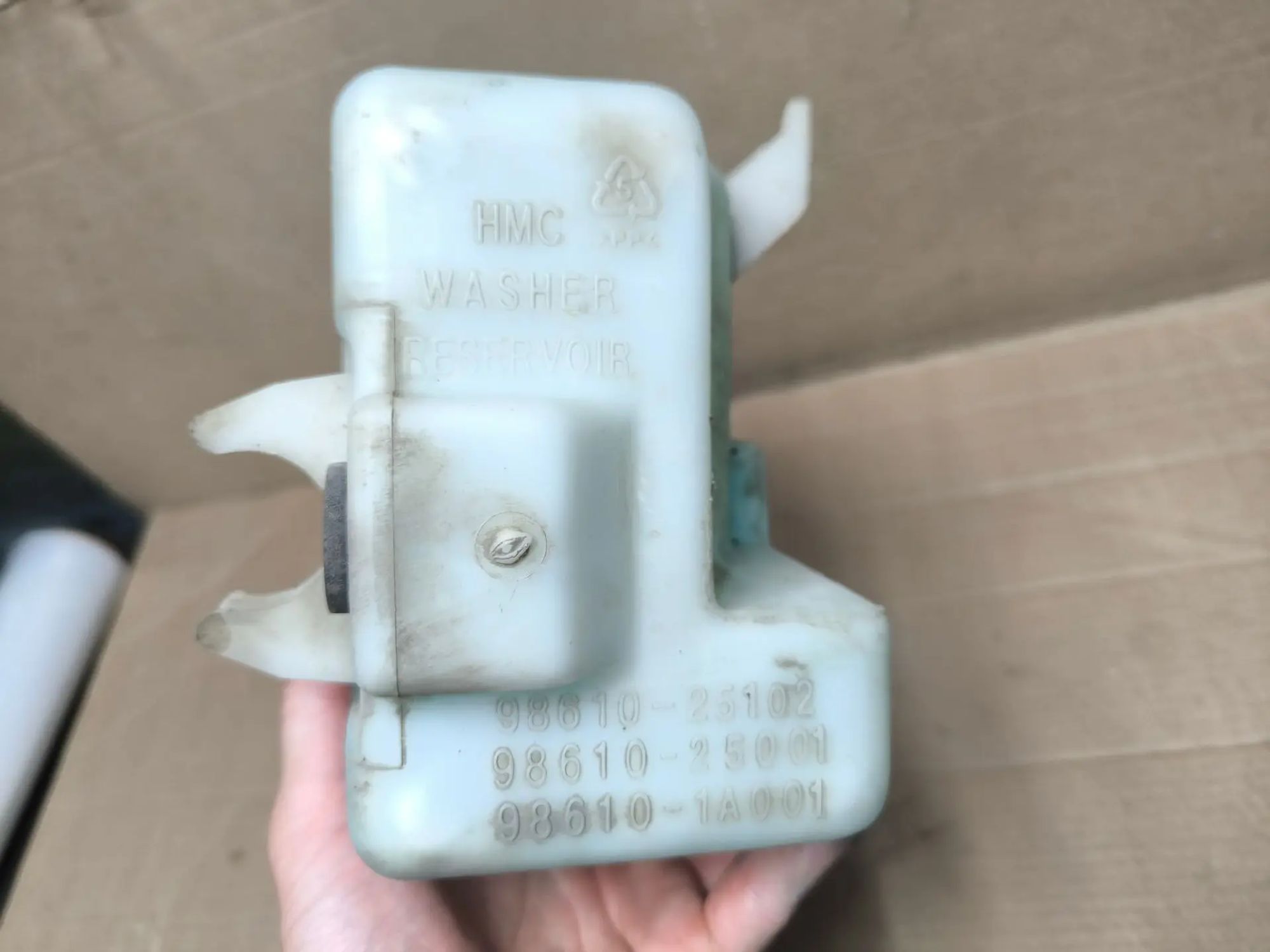 https://ycs.partsauto.market/partsauto-images/thmbs/userImages/d89d66a30f14dbad161fb7a986aa0fe5/part/4b46e440-999f-4e86-8f16-64312a86b736_1785560301787.jpg
