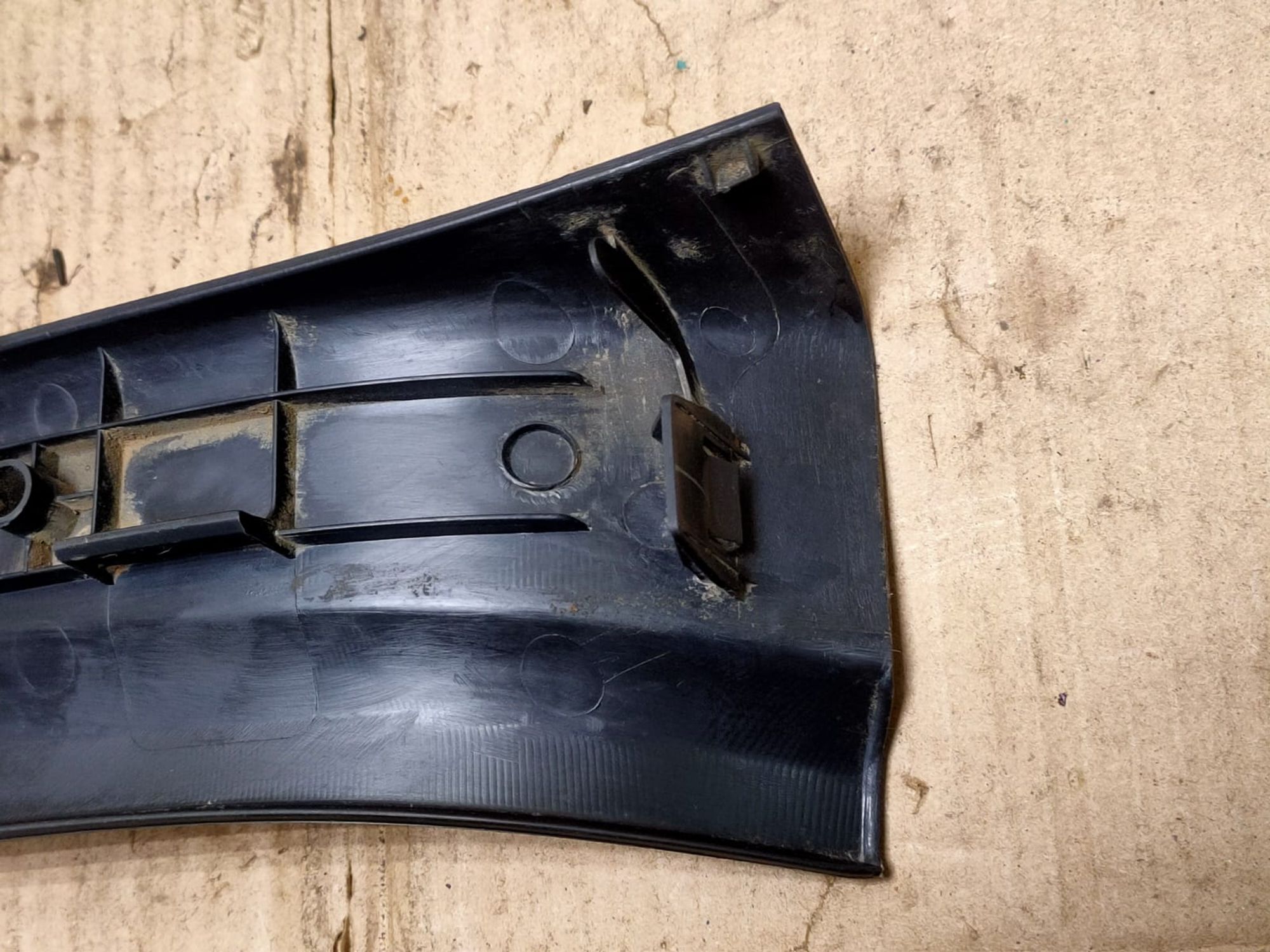 https://ycs.partsauto.market/partsauto-images/thmbs/userImages/d89d66a30f14dbad161fb7a986aa0fe5/part/4cc36499-f2ed-4be9-83a5-d15c079b23ef_1746285580651.jpg