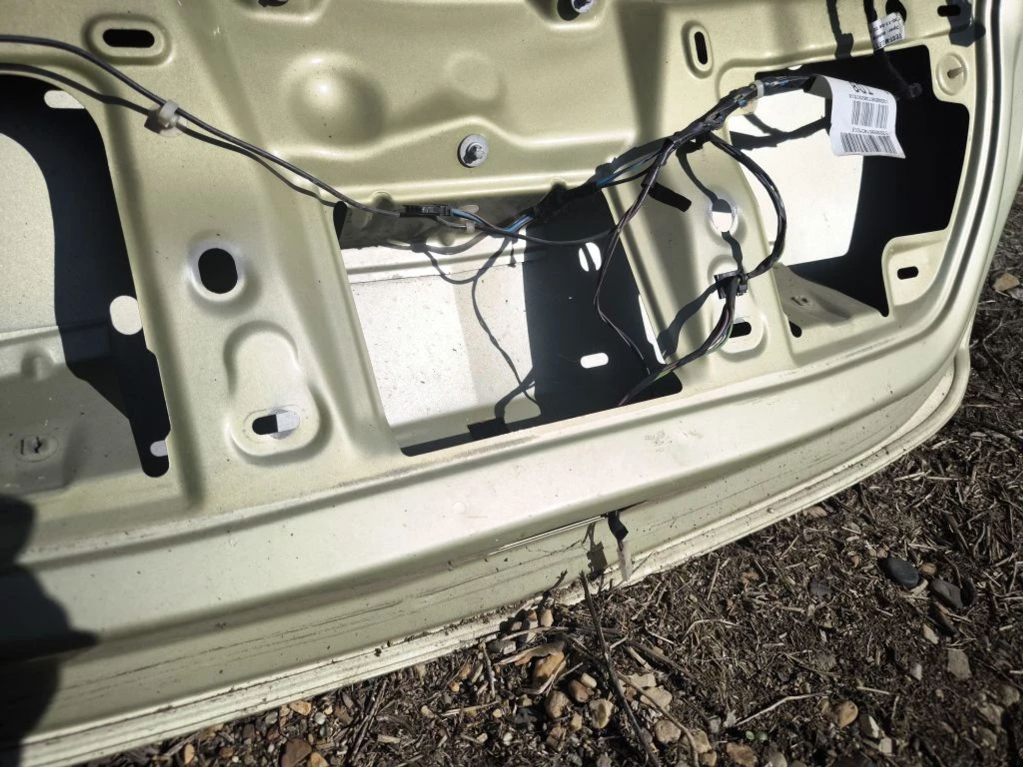 https://ycs.partsauto.market/partsauto-images/thmbs/userImages/d89d66a30f14dbad161fb7a986aa0fe5/part/4d2043de-06e7-49d0-856c-42f99570aa5b_1776423377132.jpg