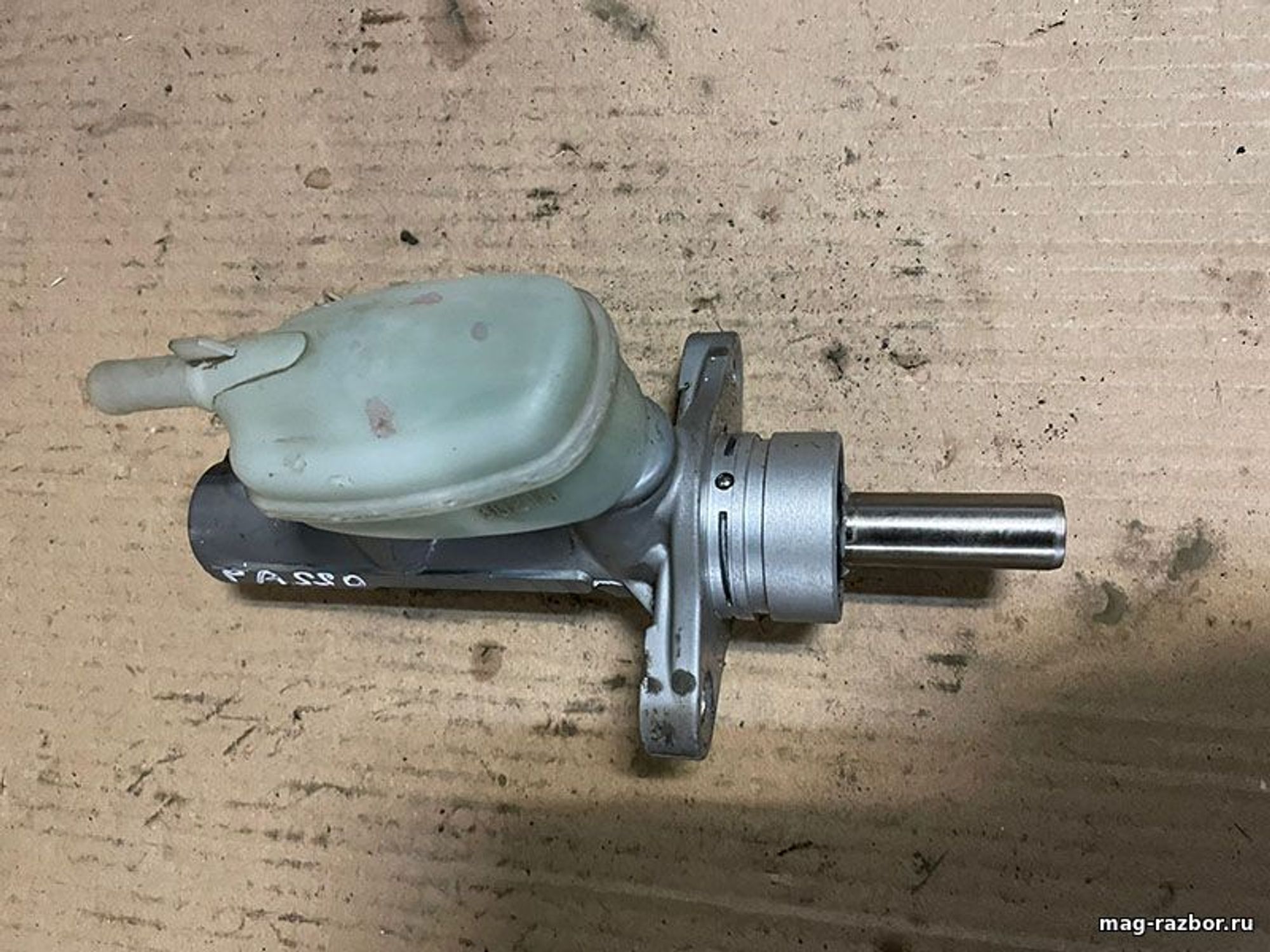 https://ycs.partsauto.market/partsauto-images/thmbs/userImages/d89d66a30f14dbad161fb7a986aa0fe5/part/4e11ffa5-4a5f-492f-bd58-61fcf9f3f174_1712293123459.jpg