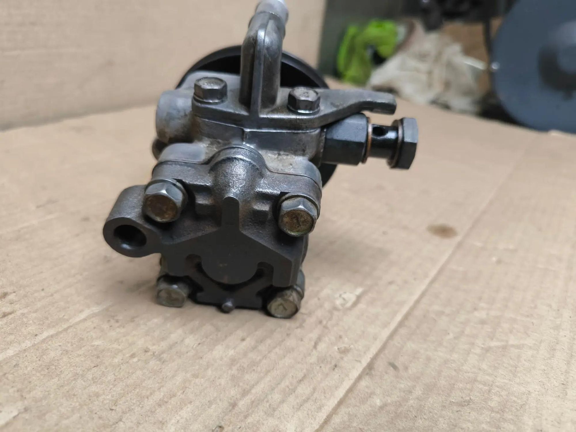 https://ycs.partsauto.market/partsauto-images/thmbs/userImages/d89d66a30f14dbad161fb7a986aa0fe5/part/4e2c5e75-3dc5-4c90-bf71-1d0b184783d2_1786423838016.jpg