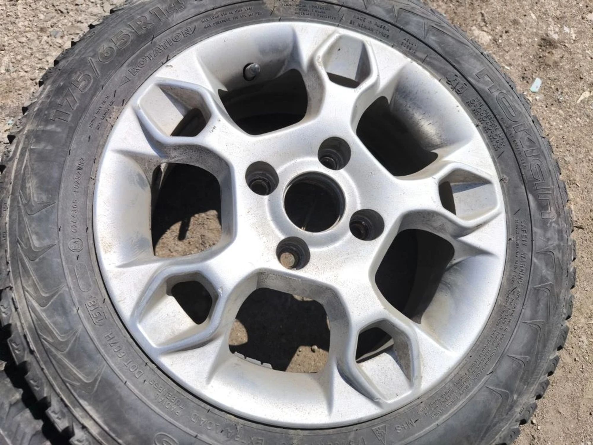 https://ycs.partsauto.market/partsauto-images/thmbs/userImages/d89d66a30f14dbad161fb7a986aa0fe5/part/4e7a7f61-47b2-4f0c-95df-2407bd2bbced_1778140137181.jpg