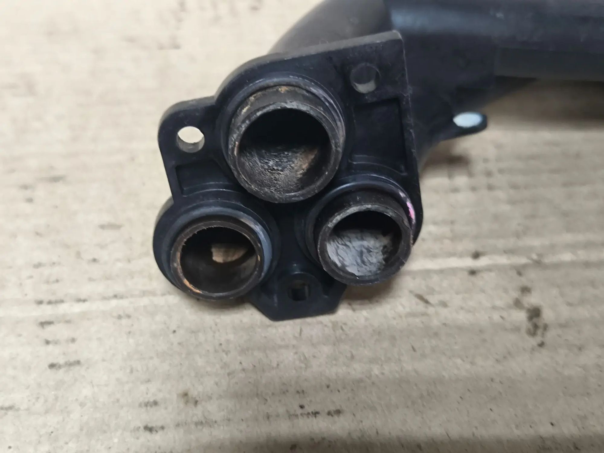 https://ycs.partsauto.market/partsauto-images/thmbs/userImages/d89d66a30f14dbad161fb7a986aa0fe5/part/4ed39075-5dac-4afa-989a-75282418af40_1781698218807.jpg