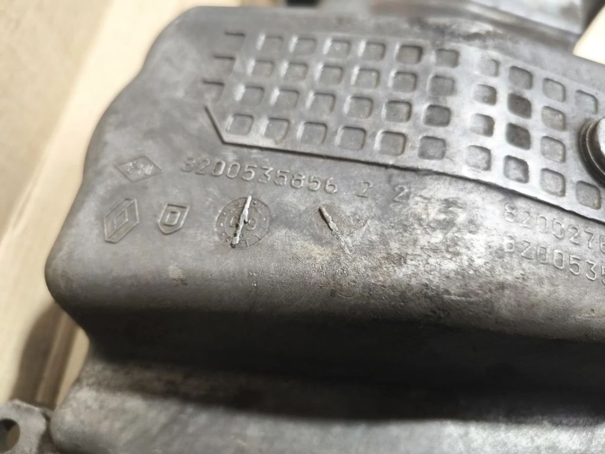 https://ycs.partsauto.market/partsauto-images/thmbs/userImages/d89d66a30f14dbad161fb7a986aa0fe5/part/4f46b8e8-fbfa-460a-9ded-657860ce352e_1781153089255.jpg