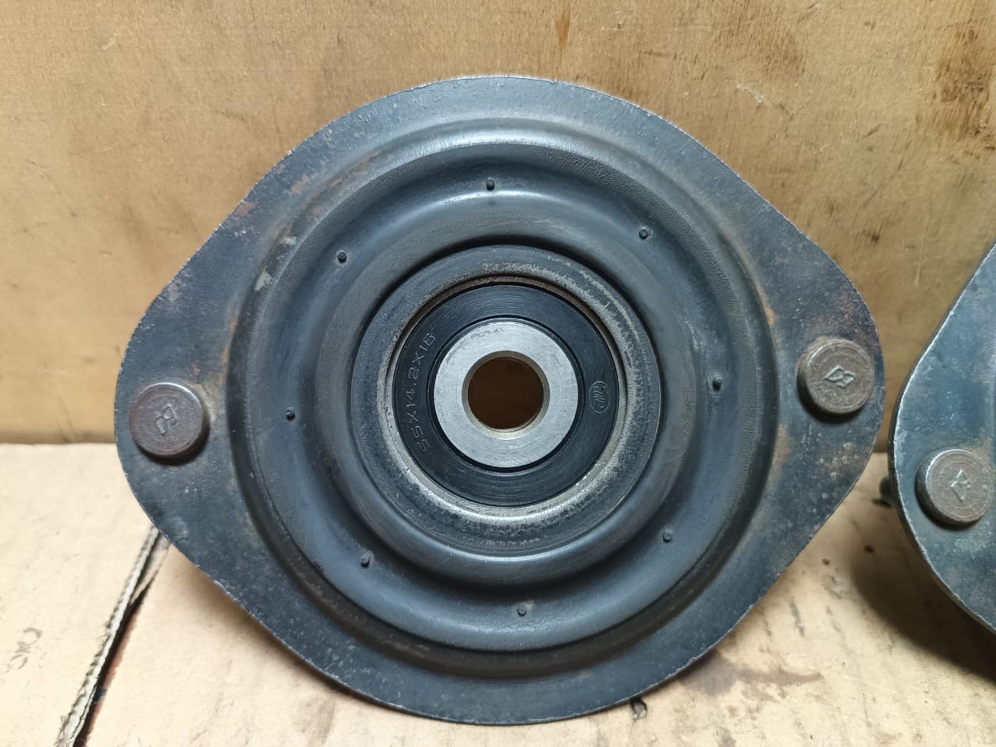 https://ycs.partsauto.market/partsauto-images/thmbs/userImages/d89d66a30f14dbad161fb7a986aa0fe5/part/4fc53e9f-bfbd-40e0-960c-9522c35565e5_1740646419125.jpg