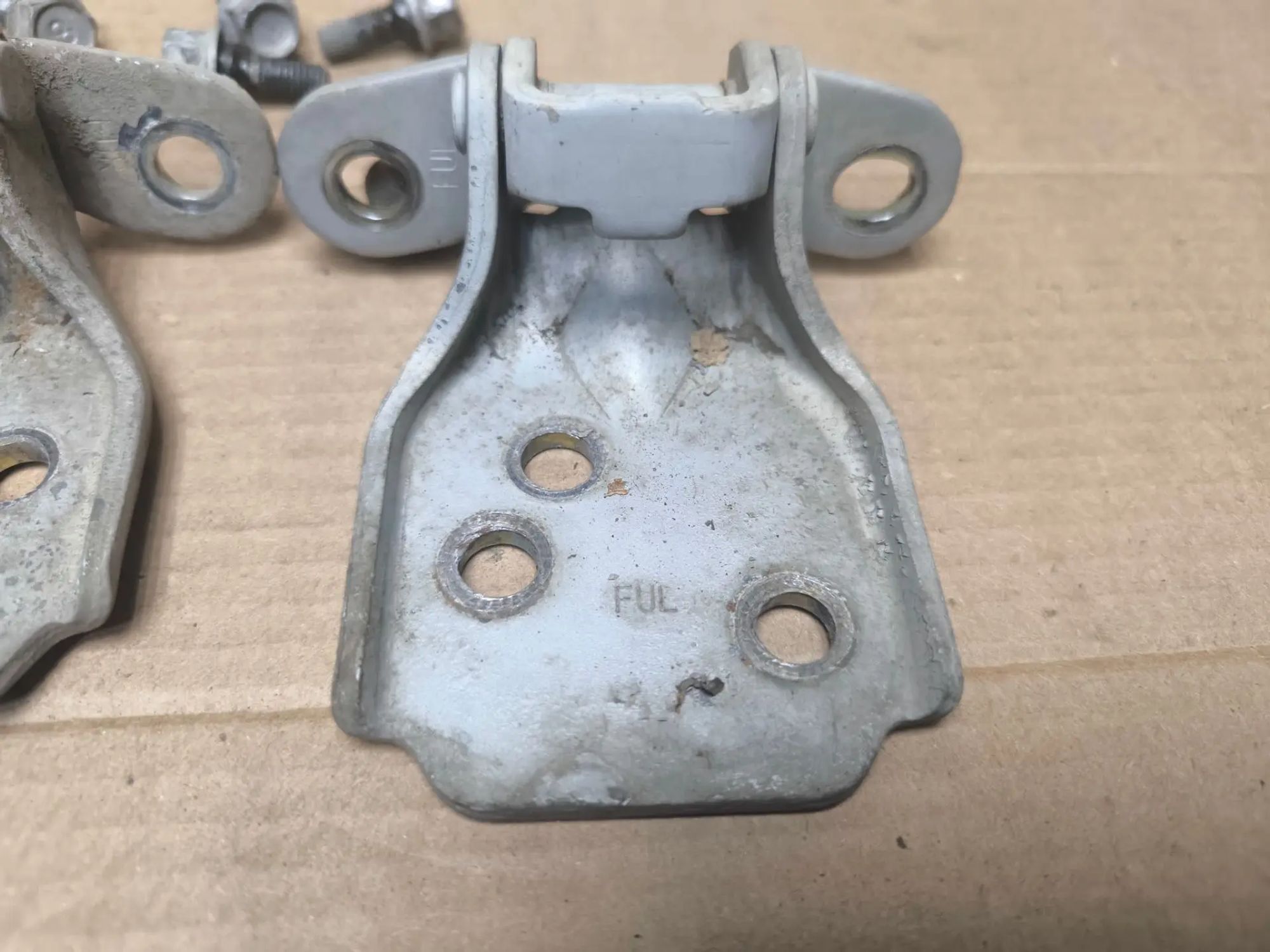 https://ycs.partsauto.market/partsauto-images/thmbs/userImages/d89d66a30f14dbad161fb7a986aa0fe5/part/50531bfb-831e-468c-8291-590ced90514f_1785560009230.jpg