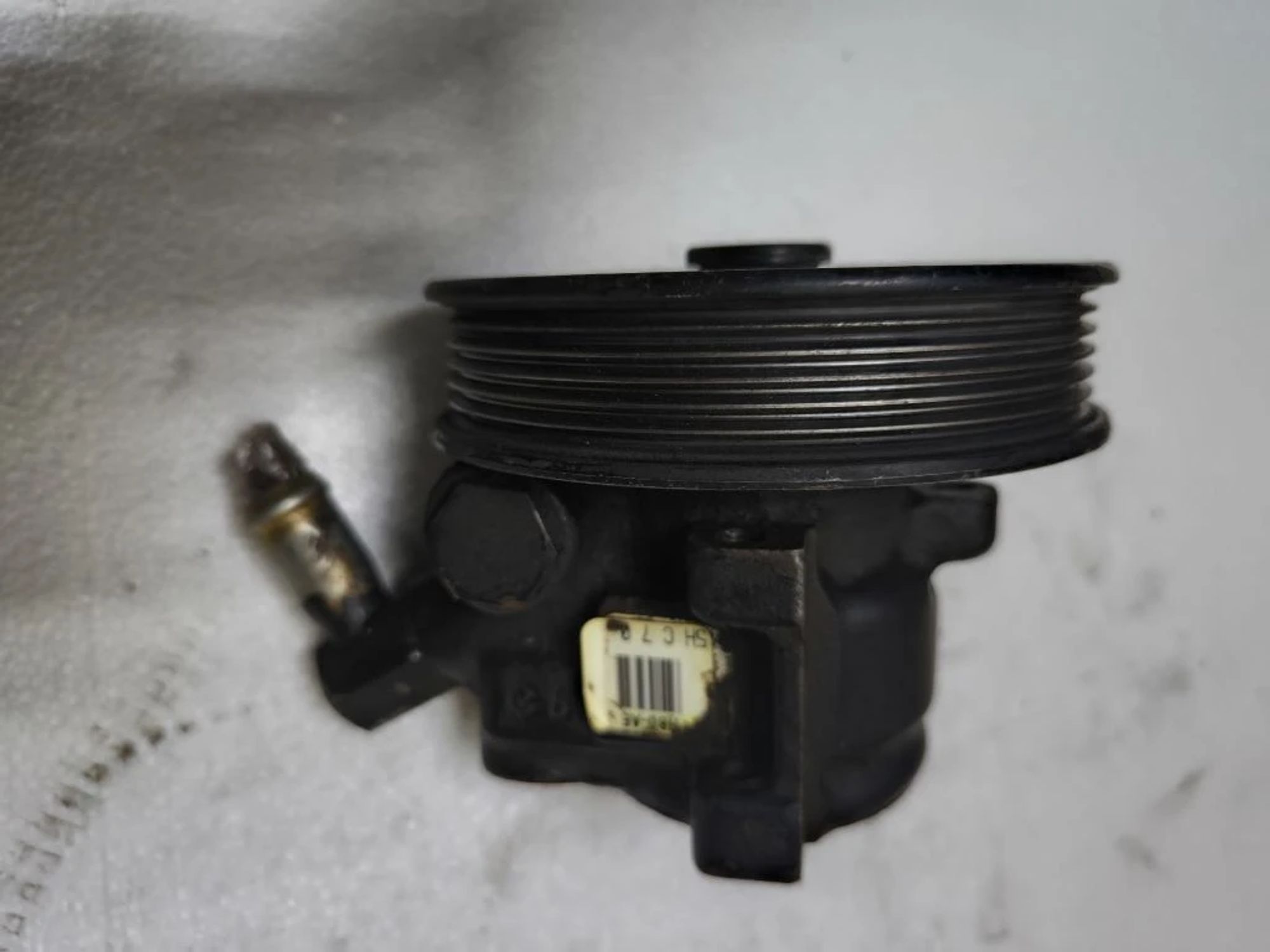https://ycs.partsauto.market/partsauto-images/thmbs/userImages/d89d66a30f14dbad161fb7a986aa0fe5/part/50674068-0280-4a86-8887-24c4fd45d2cc_1776675548846.jpg