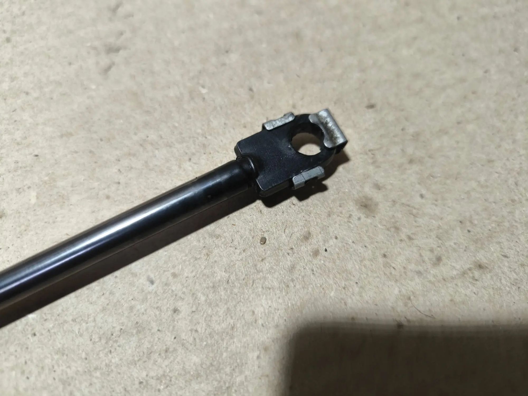 https://ycs.partsauto.market/partsauto-images/thmbs/userImages/d89d66a30f14dbad161fb7a986aa0fe5/part/50d3612c-3cac-4043-8cb3-fe1bb087a272_1783000172198.jpg