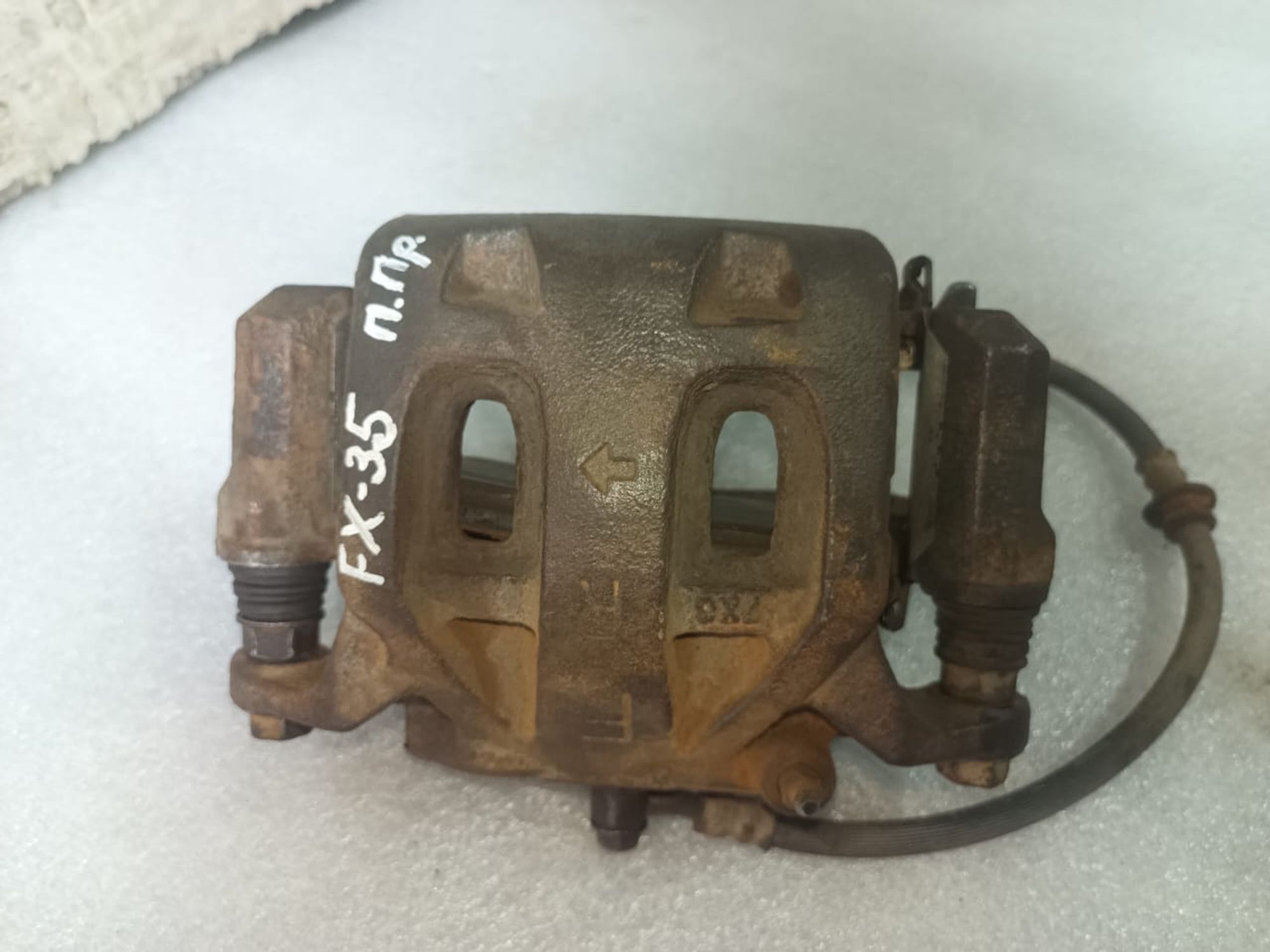 https://ycs.partsauto.market/partsauto-images/thmbs/userImages/d89d66a30f14dbad161fb7a986aa0fe5/part/527fc542-4482-4624-8488-6a45e9e30168_1743577062916.jpg