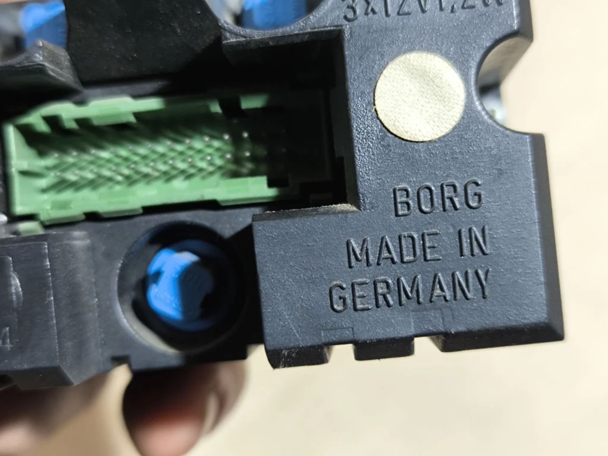 https://ycs.partsauto.market/partsauto-images/thmbs/userImages/d89d66a30f14dbad161fb7a986aa0fe5/part/5355bd0a-3a7d-4f9f-b964-fed51015277e_1781067464784.jpg