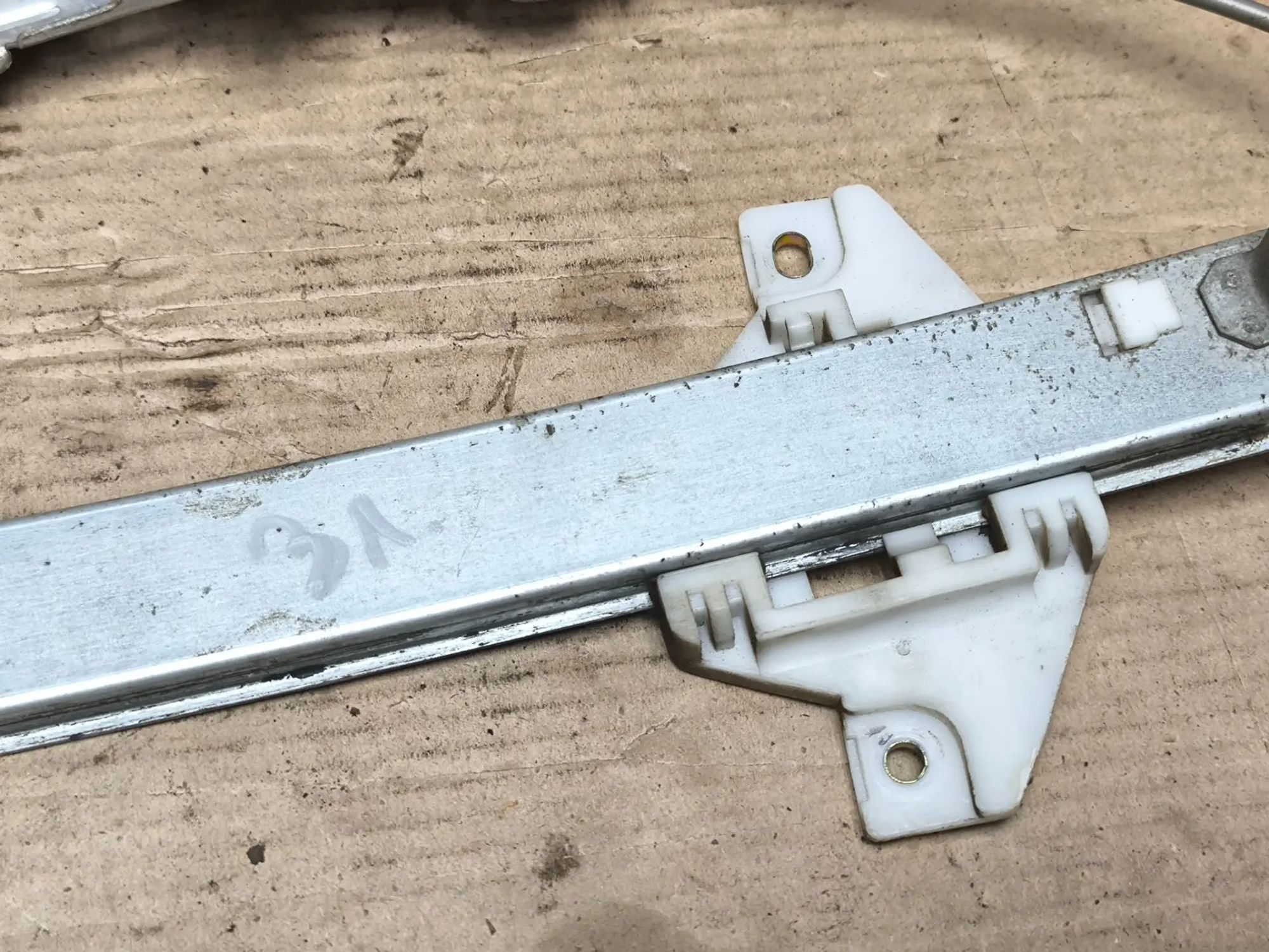 https://ycs.partsauto.market/partsauto-images/thmbs/userImages/d89d66a30f14dbad161fb7a986aa0fe5/part/54c21b8f-534c-489e-9163-750f355deb6b_1784439134496.jpg