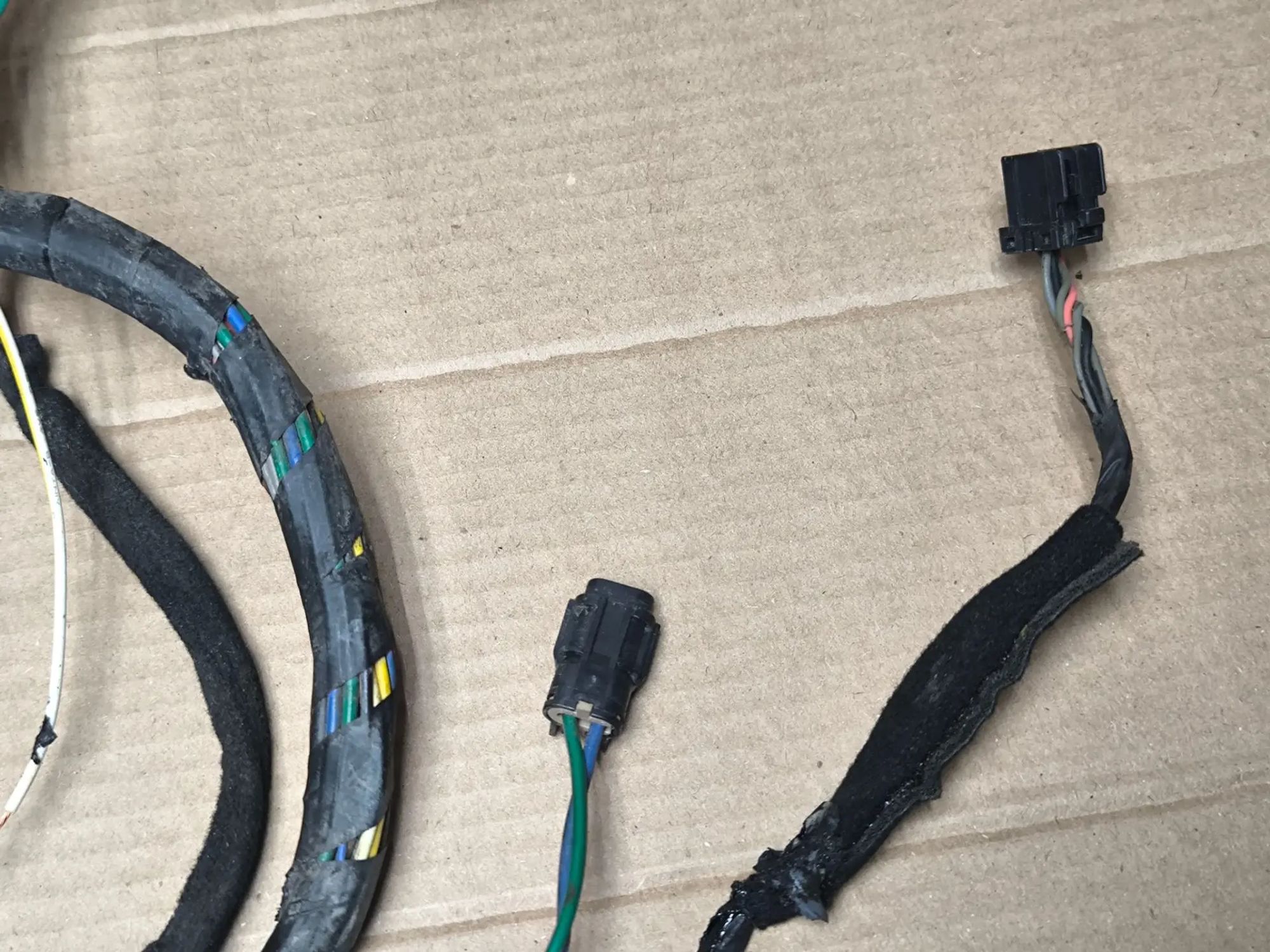 https://ycs.partsauto.market/partsauto-images/thmbs/userImages/d89d66a30f14dbad161fb7a986aa0fe5/part/550510e1-efbd-4187-a000-3b48a8bfe468_1784909167093.jpg
