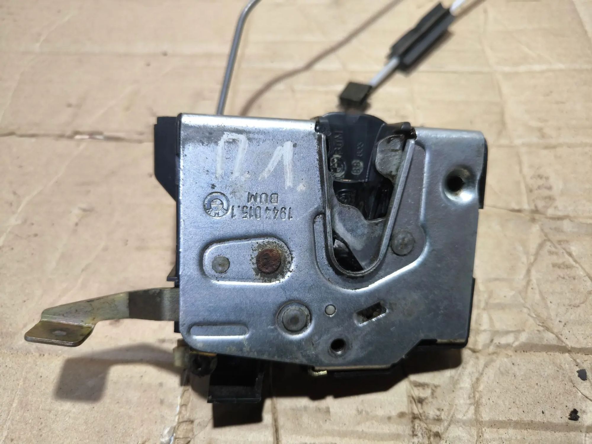 https://ycs.partsauto.market/partsauto-images/thmbs/userImages/d89d66a30f14dbad161fb7a986aa0fe5/part/56413c34-8b83-452f-91cc-09a301917062_1782880190833.jpg