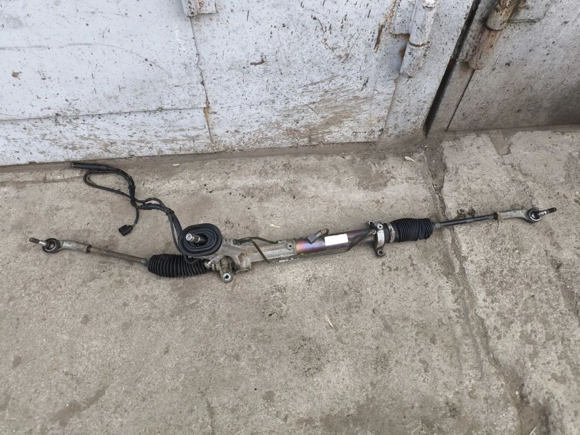 https://ycs.partsauto.market/partsauto-images/thmbs/userImages/d89d66a30f14dbad161fb7a986aa0fe5/part/56ec67f2-d85b-49cc-883b-35d2d6db77cc_1776668505006.jpg