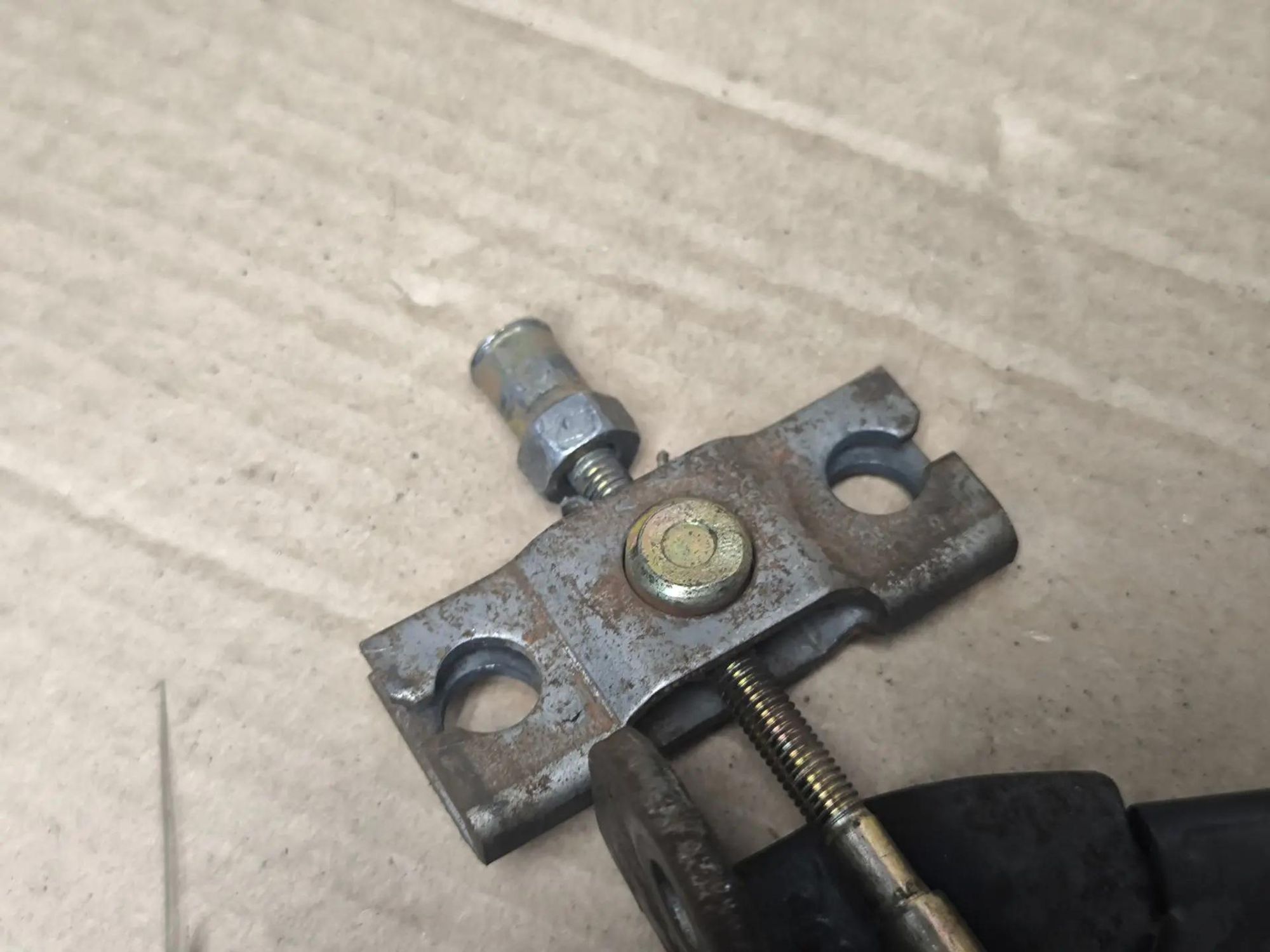 https://ycs.partsauto.market/partsauto-images/thmbs/userImages/d89d66a30f14dbad161fb7a986aa0fe5/part/5733e7d7-8d27-4927-8816-799e10c64621_1786264751492.jpg