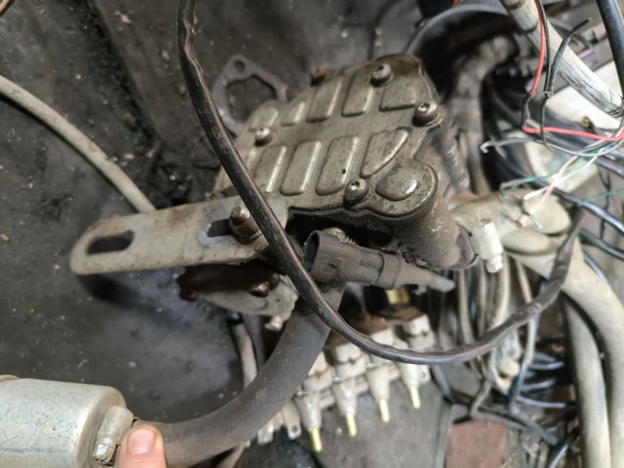 https://ycs.partsauto.market/partsauto-images/thmbs/userImages/d89d66a30f14dbad161fb7a986aa0fe5/part/58e0df6c-4c86-44e8-92df-5e5de0b4e665_1780496908584.jpg