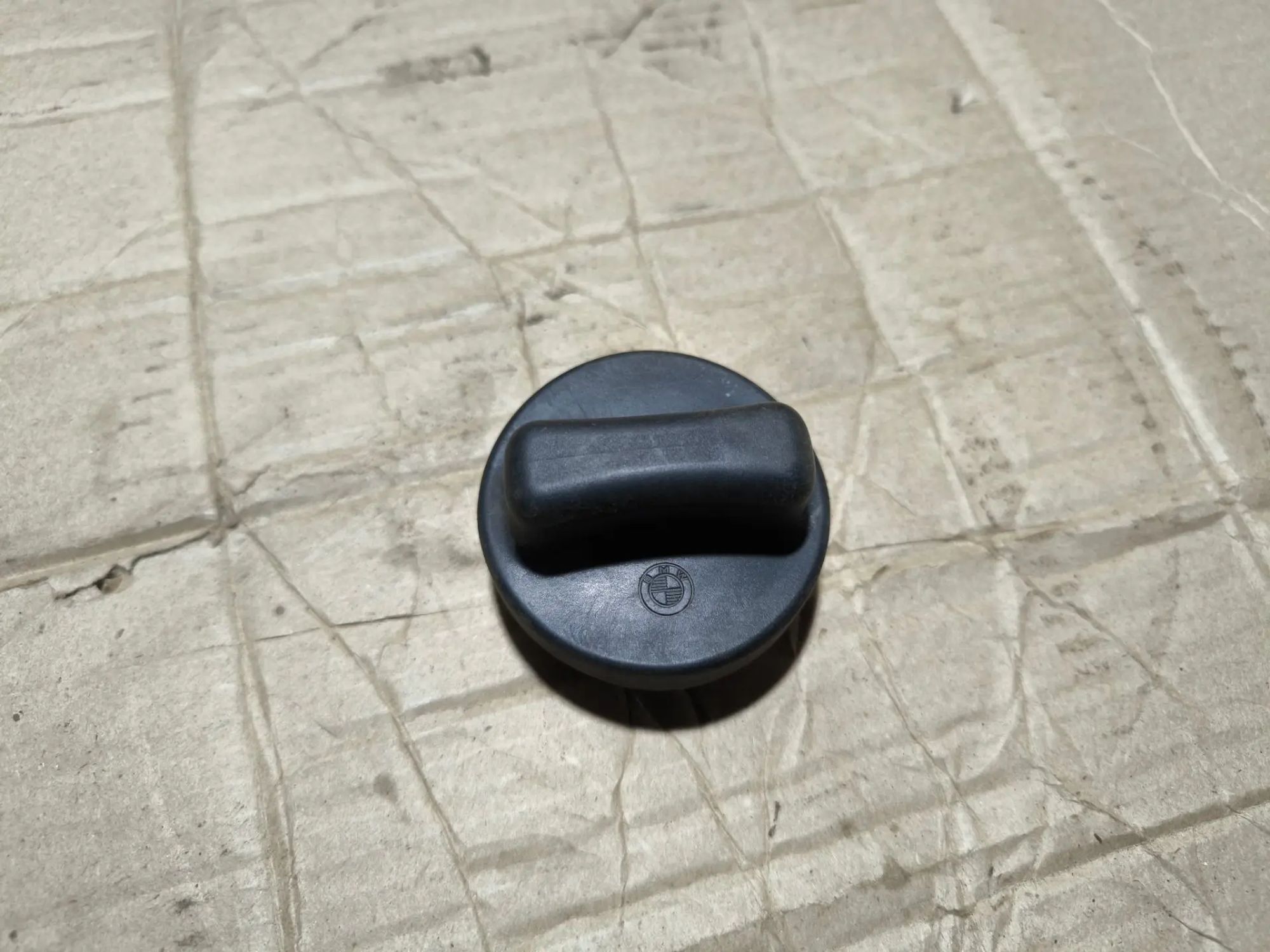 https://ycs.partsauto.market/partsauto-images/thmbs/userImages/d89d66a30f14dbad161fb7a986aa0fe5/part/58e68a14-2608-4104-bfda-6d3661a94b6f_1782880755231.jpg