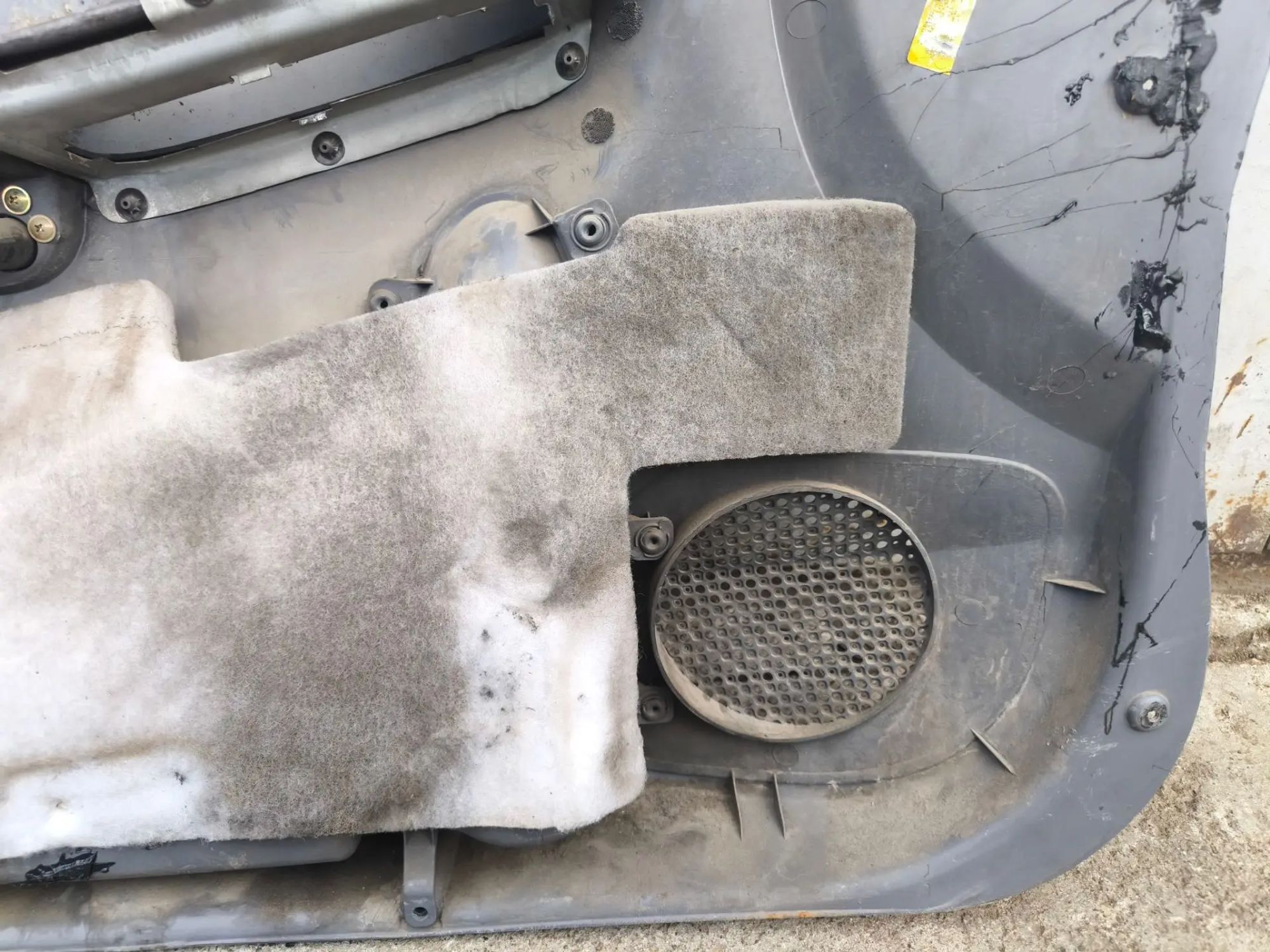 https://ycs.partsauto.market/partsauto-images/thmbs/userImages/d89d66a30f14dbad161fb7a986aa0fe5/part/593b1f60-4e51-4c96-8669-d343dff0dd99_1784892023416.jpg