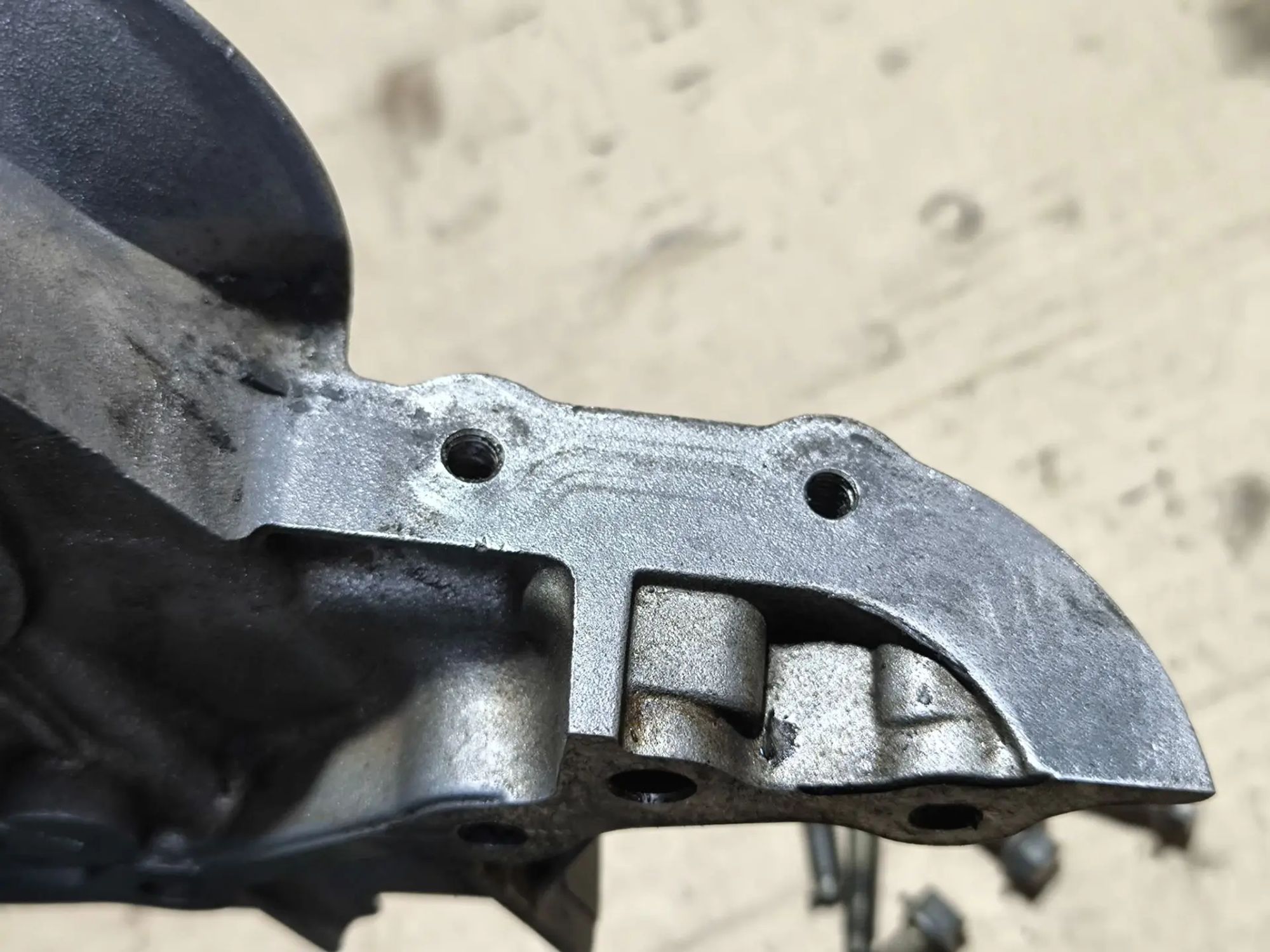 https://ycs.partsauto.market/partsauto-images/thmbs/userImages/d89d66a30f14dbad161fb7a986aa0fe5/part/5989ac2e-6b4b-4f5d-8f45-d06ebedae092_1782054737065.jpg