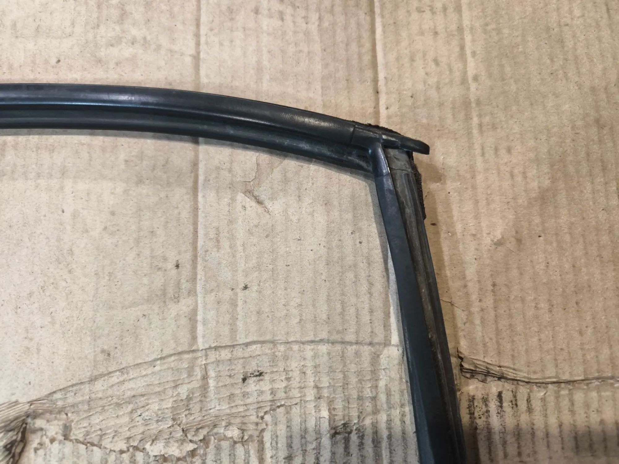 https://ycs.partsauto.market/partsauto-images/thmbs/userImages/d89d66a30f14dbad161fb7a986aa0fe5/part/598f4d47-fa8c-4df1-8888-fb67865069f6_1784473243366.jpg