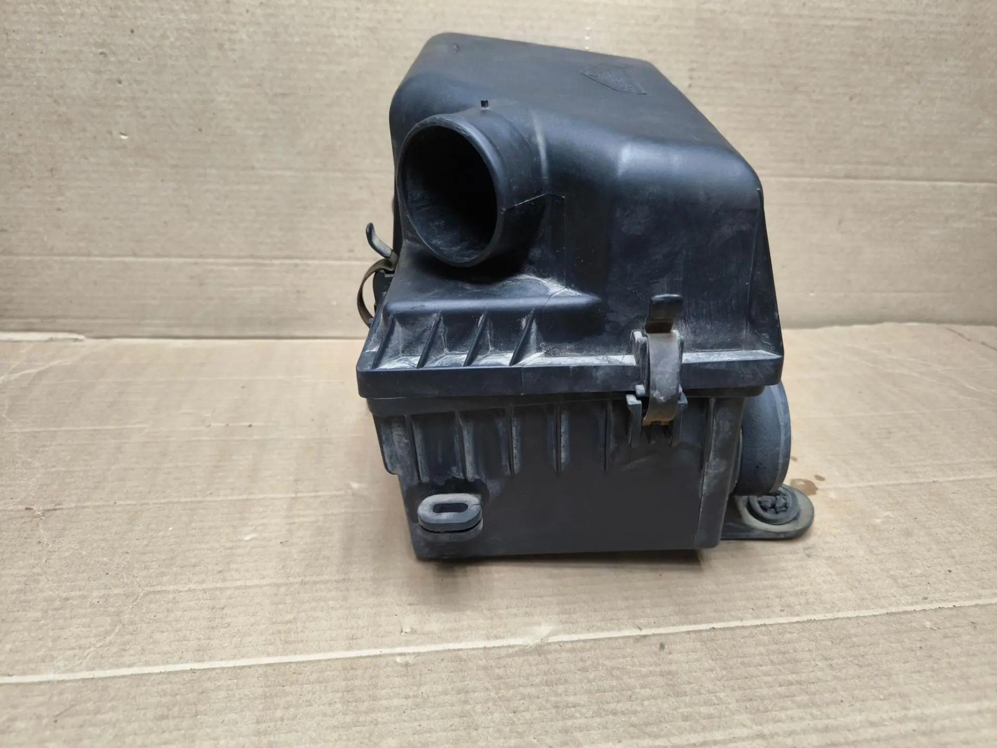https://ycs.partsauto.market/partsauto-images/thmbs/userImages/d89d66a30f14dbad161fb7a986aa0fe5/part/599dd6d4-687d-4e52-bcf2-dcfd5fbcdd7f_1785567766833.jpg