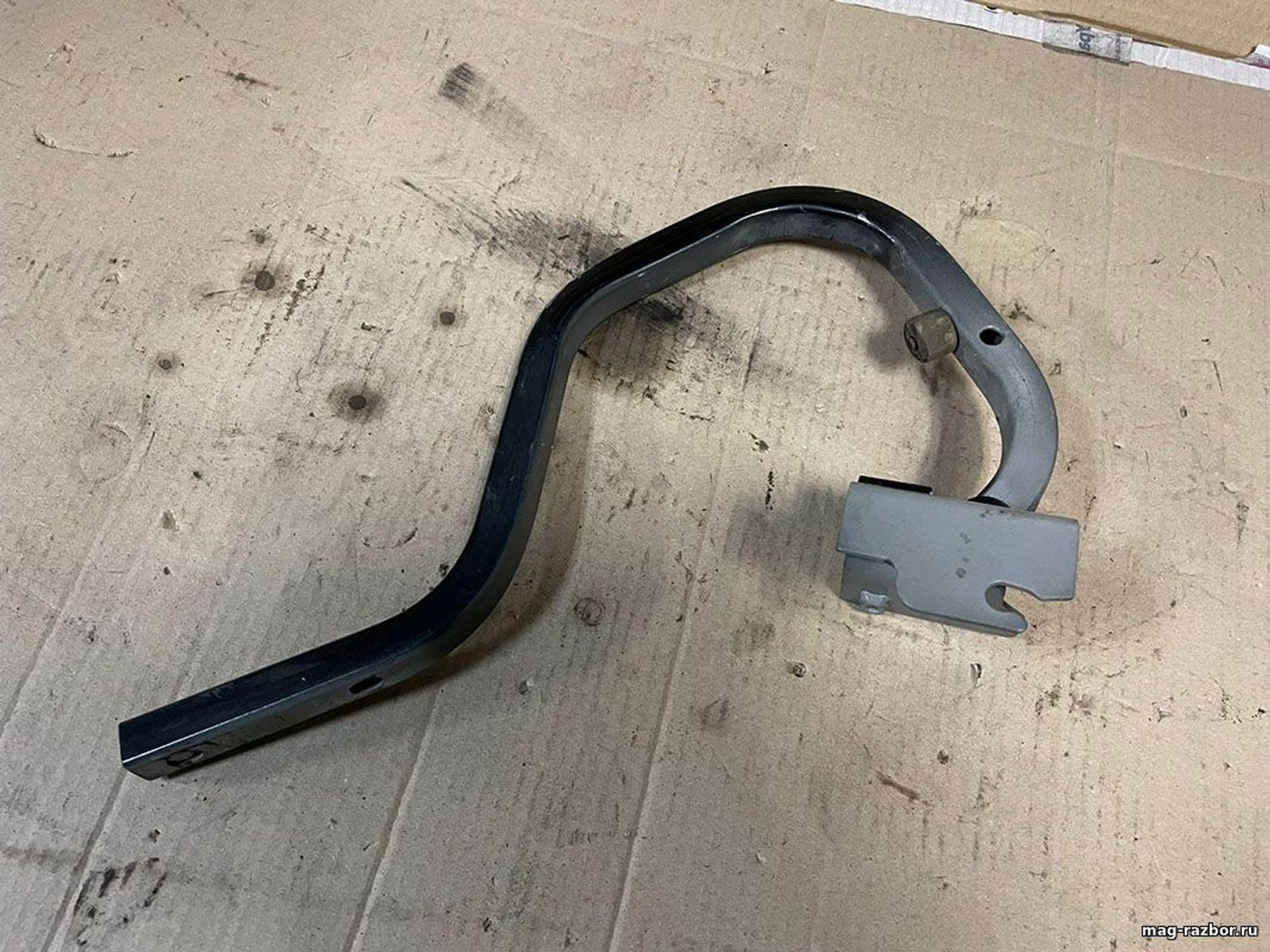 https://ycs.partsauto.market/partsauto-images/thmbs/userImages/d89d66a30f14dbad161fb7a986aa0fe5/part/59b8c98f-6b72-4bb1-a5bb-056c13d18548_1718262428115.jpg