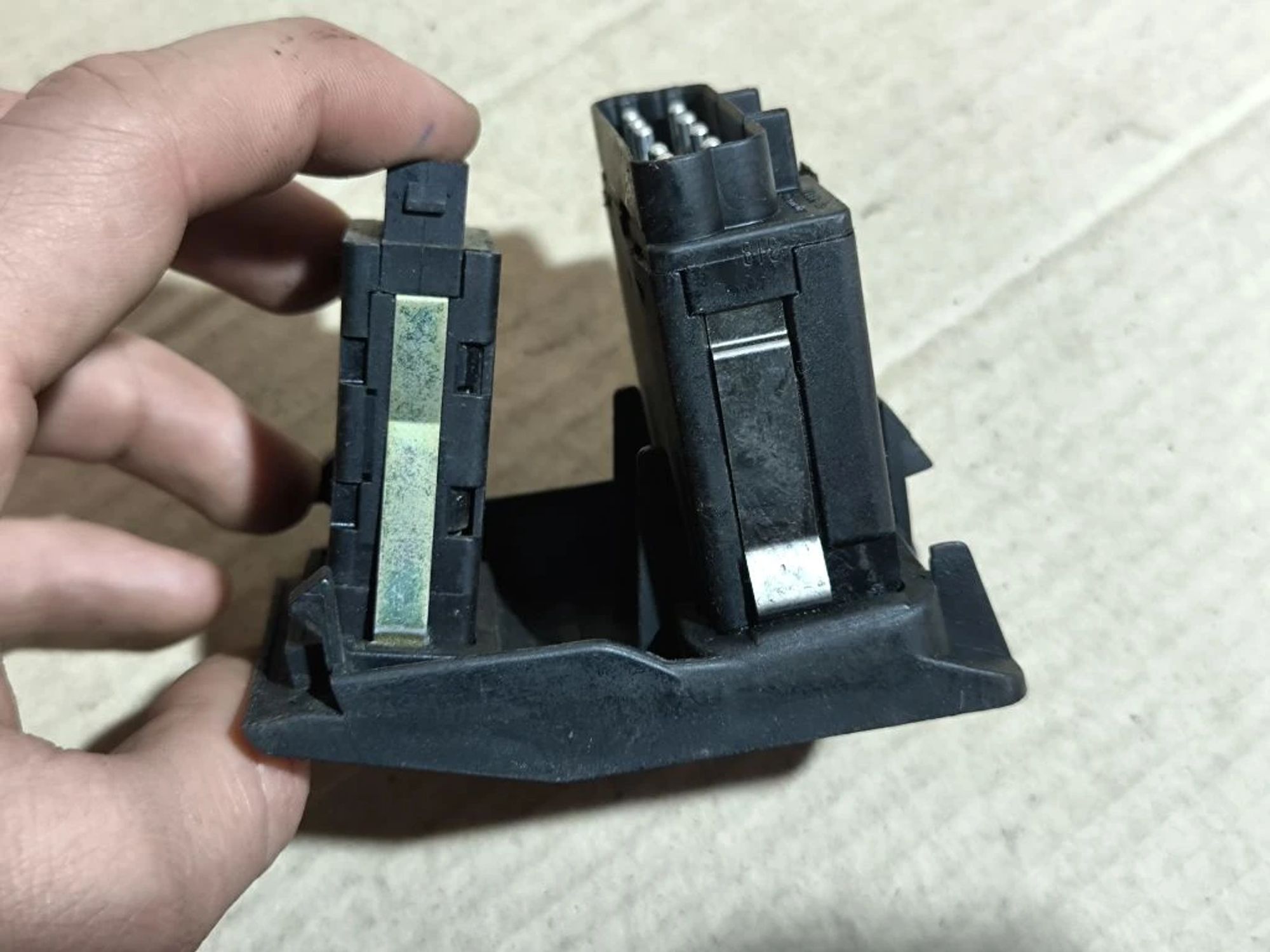 https://ycs.partsauto.market/partsauto-images/thmbs/userImages/d89d66a30f14dbad161fb7a986aa0fe5/part/59e5ab46-15bf-4794-895b-b878dca1828b_1781068284571.jpg