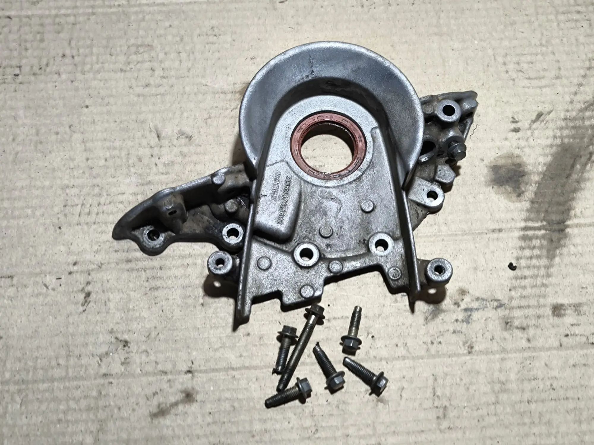 https://ycs.partsauto.market/partsauto-images/thmbs/userImages/d89d66a30f14dbad161fb7a986aa0fe5/part/5a51251e-f1c6-4b40-a4f0-dcadf4866d1b_1782054736722.jpg
