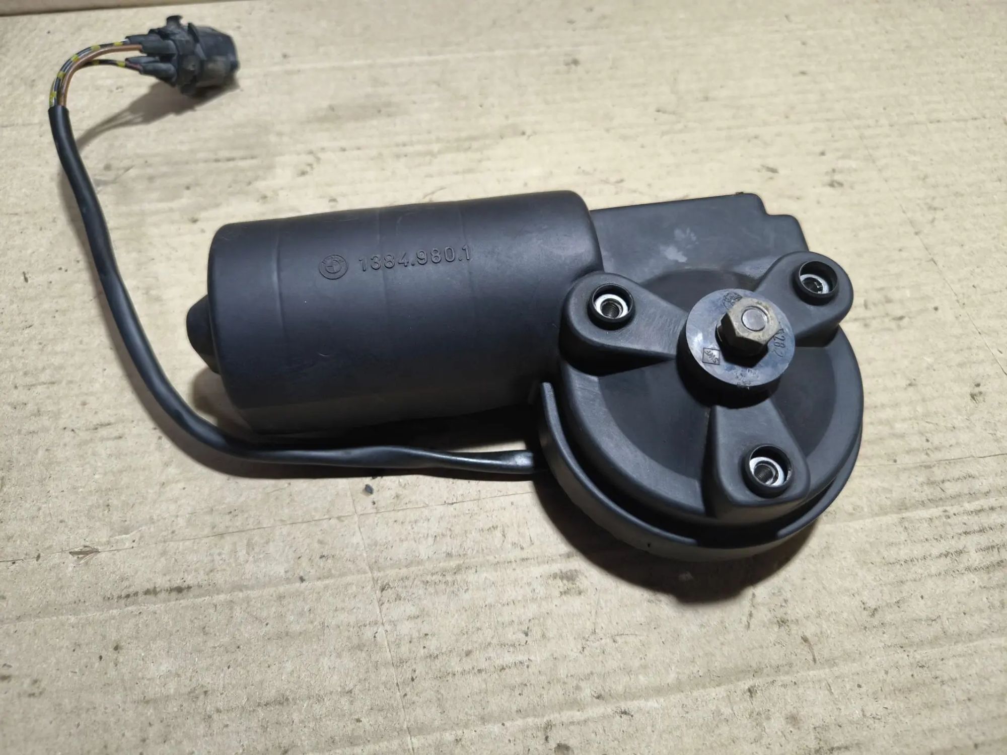 https://ycs.partsauto.market/partsauto-images/thmbs/userImages/d89d66a30f14dbad161fb7a986aa0fe5/part/5a70ff5b-a4d7-46e9-a868-4bc14db03e5a_1783521526468.jpg