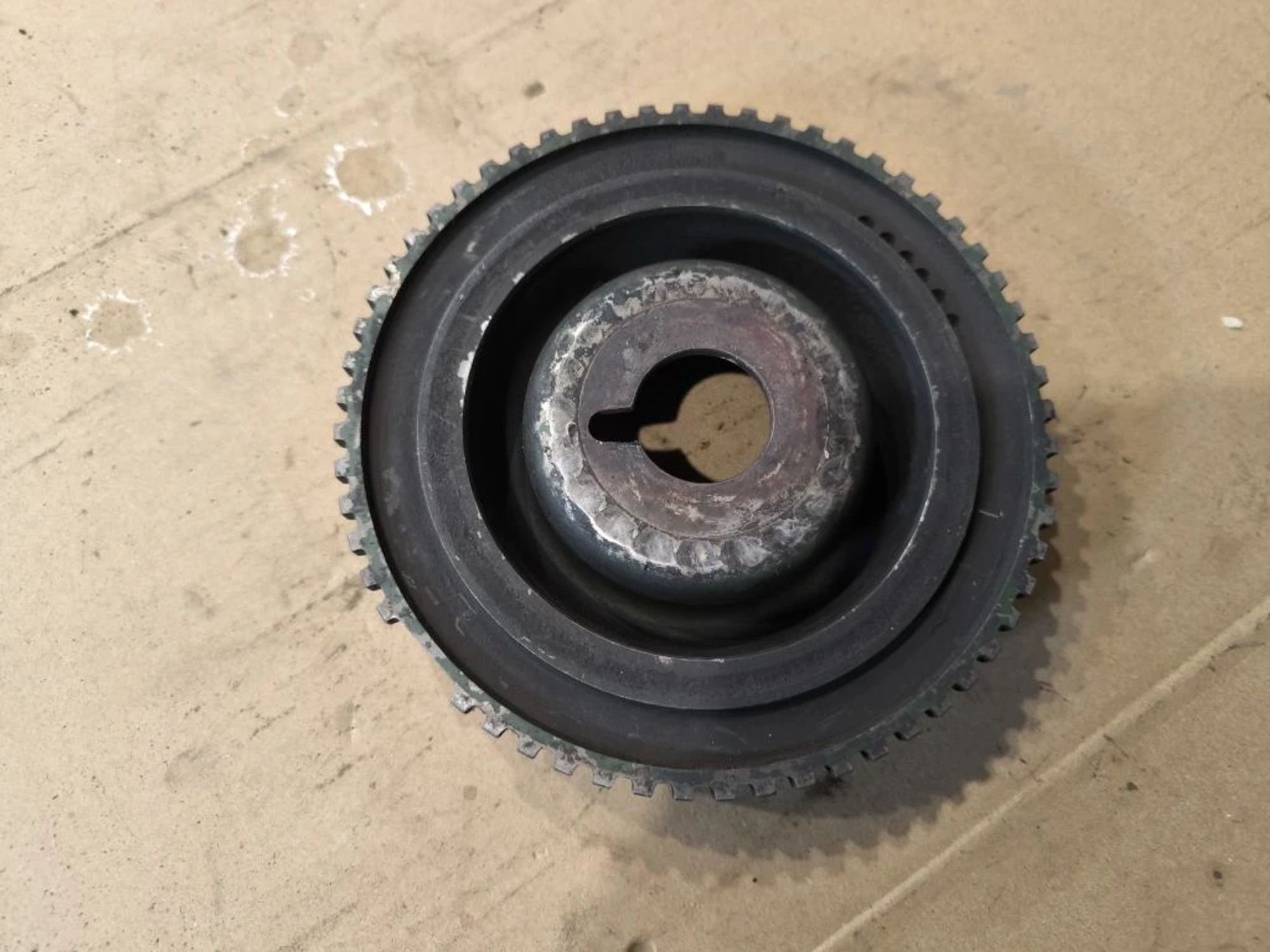 https://ycs.partsauto.market/partsauto-images/thmbs/userImages/d89d66a30f14dbad161fb7a986aa0fe5/part/5cf69996-7f80-414f-b8e5-07188a631b96_1777358939980.jpg