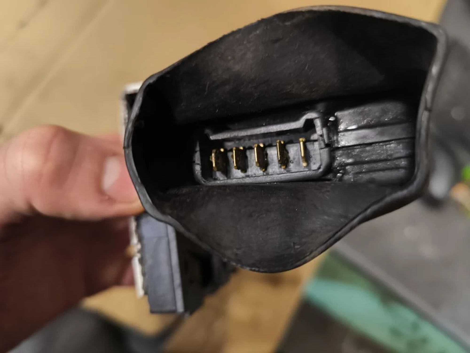 https://ycs.partsauto.market/partsauto-images/thmbs/userImages/d89d66a30f14dbad161fb7a986aa0fe5/part/5db157f6-f562-433b-b388-cbe6e4140407_1777884188969.jpg