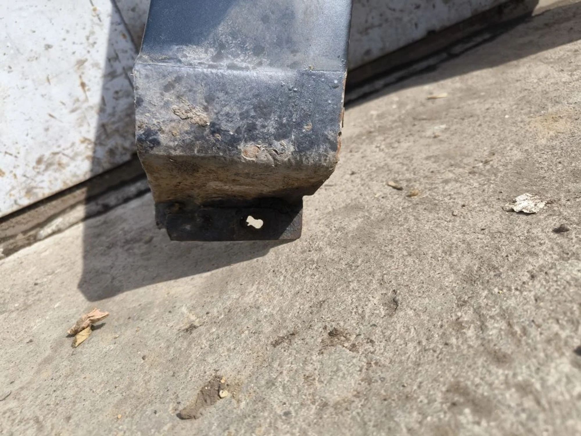 https://ycs.partsauto.market/partsauto-images/thmbs/userImages/d89d66a30f14dbad161fb7a986aa0fe5/part/5f3329ba-cd9f-43ba-84e5-c0474007b6fe_1776163170298.jpg