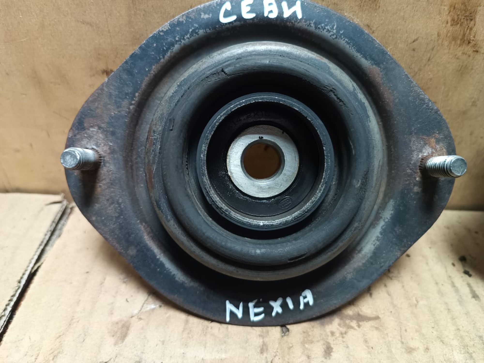 https://ycs.partsauto.market/partsauto-images/thmbs/userImages/d89d66a30f14dbad161fb7a986aa0fe5/part/5f8c2873-1ed9-4ee5-8e55-3b70b86c6ac3_1740646419120.jpg