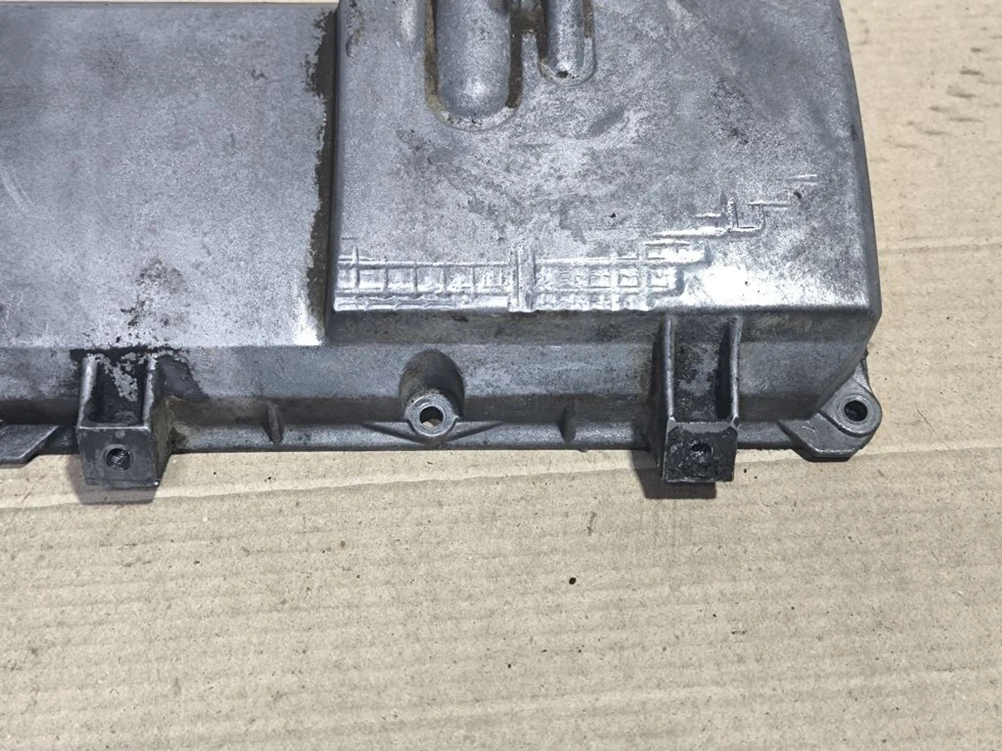https://ycs.partsauto.market/partsauto-images/thmbs/userImages/d89d66a30f14dbad161fb7a986aa0fe5/part/6031c2e5-759f-4424-b690-93fe563e5a29_1781074677149.jpg
