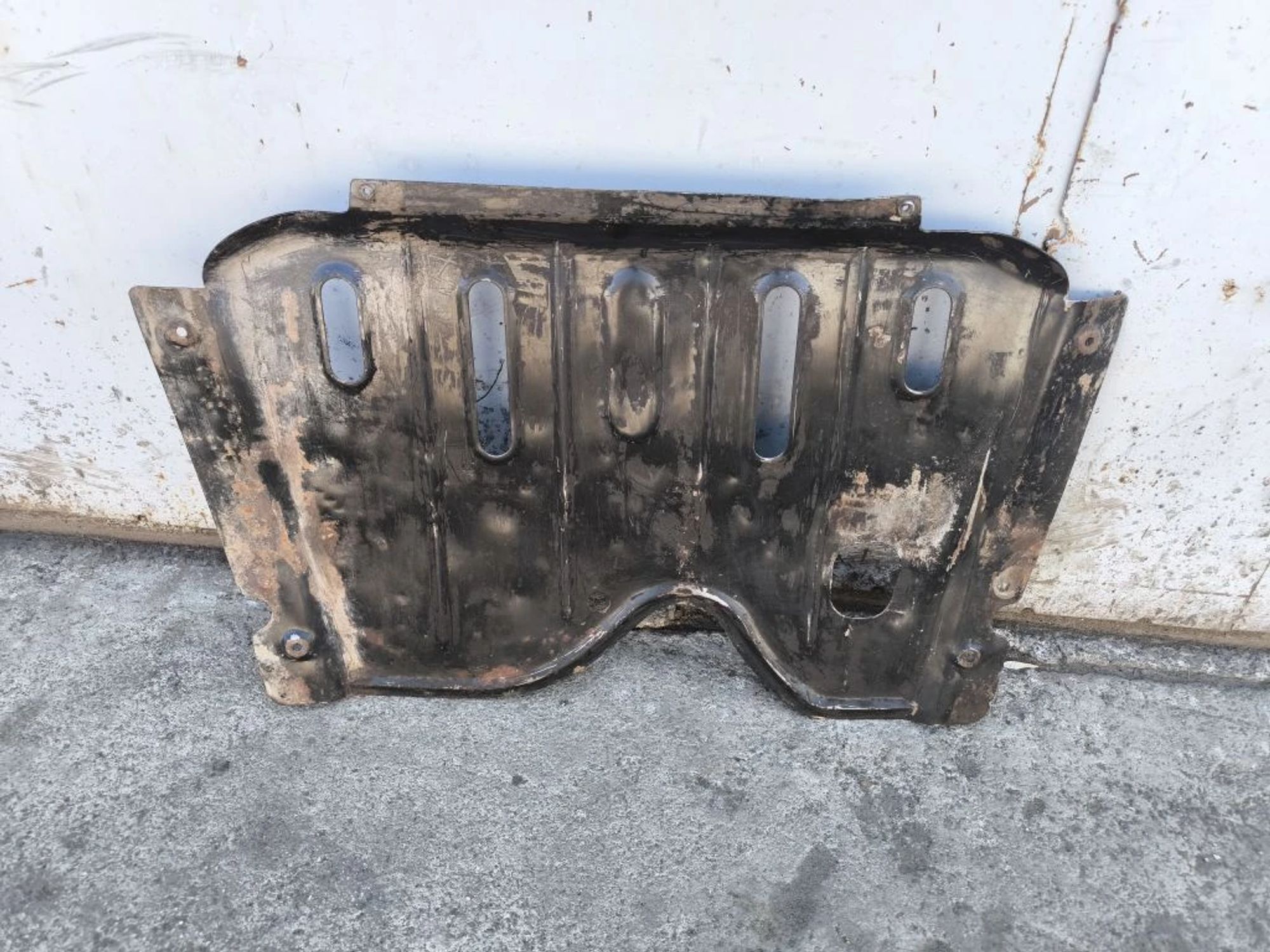 https://ycs.partsauto.market/partsauto-images/thmbs/userImages/d89d66a30f14dbad161fb7a986aa0fe5/part/60967dea-d888-4275-8dd4-00ce0b9ff9a2_1776405931866.jpg